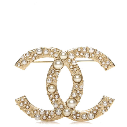 Chanel Pearl CC Brooch Light Gold 1 of 4