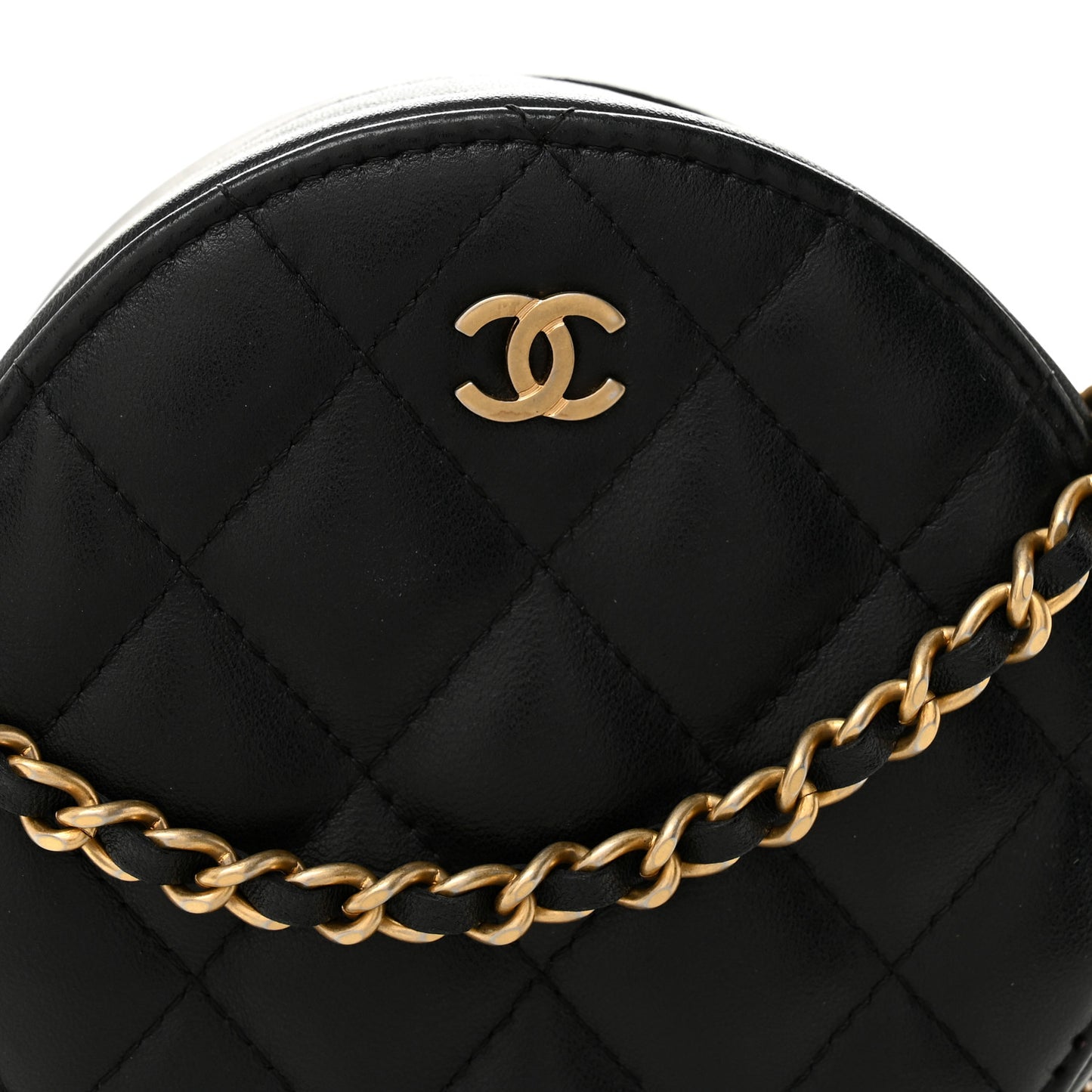 Lambskin Quilted Round Clutch With Chain Black
