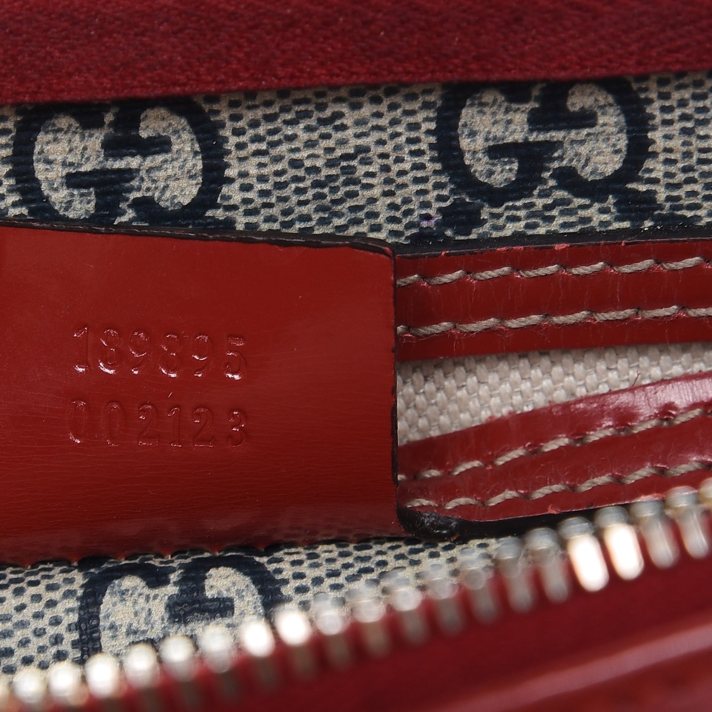 GG Plus Monogram Tattoo Heart Medium Joy Boston Red