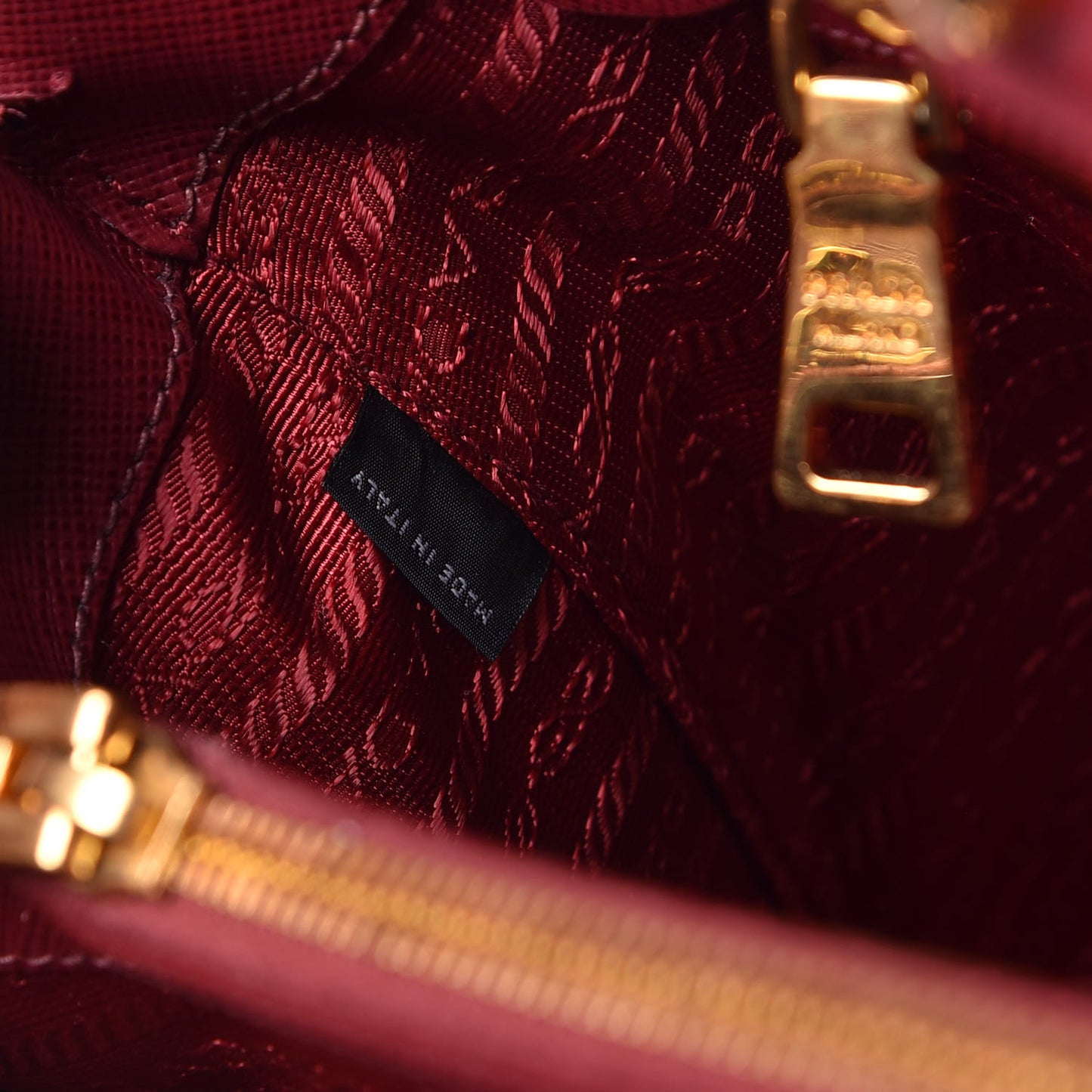 Saffiano Lux Open Promenade Tote Cherry