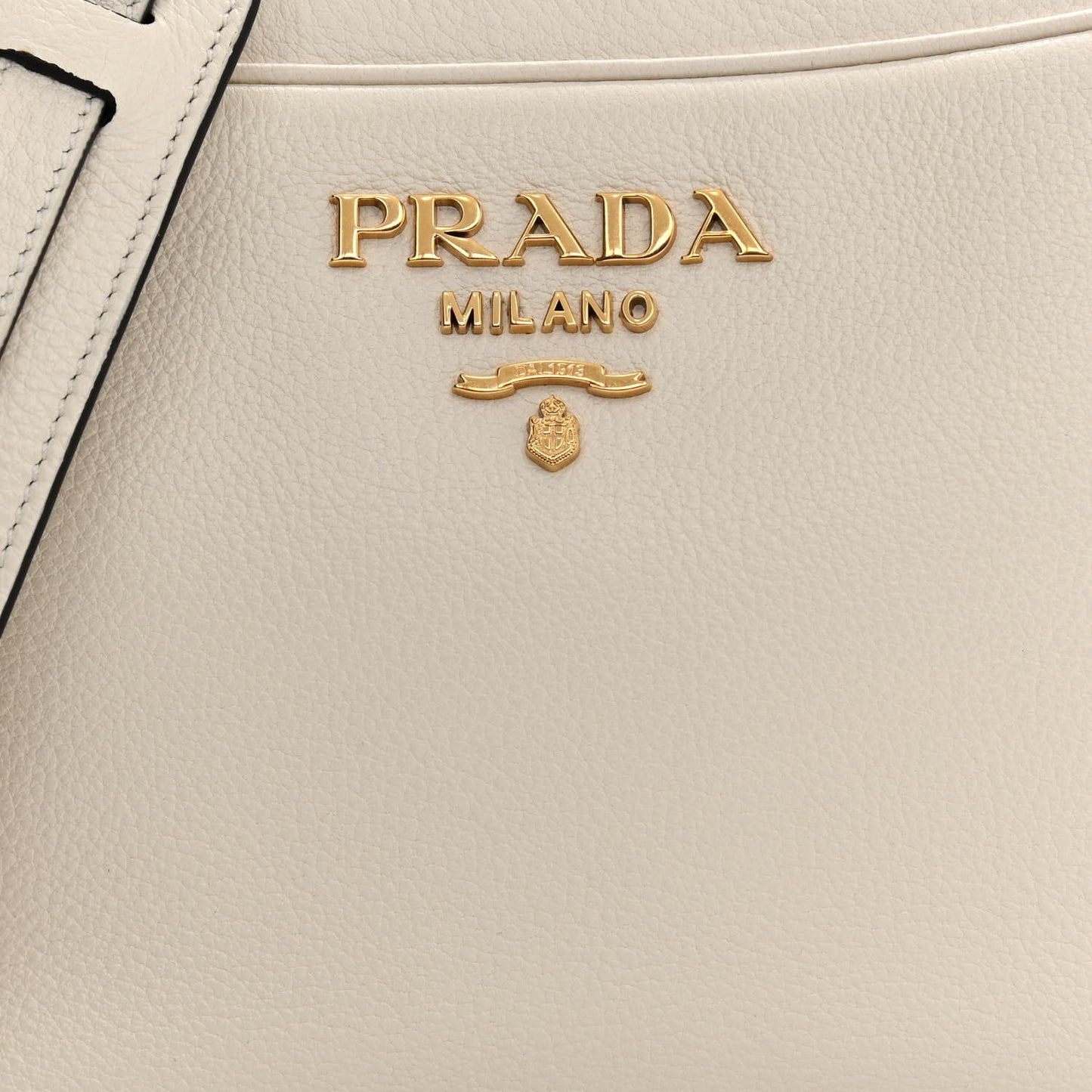 Vitello Daino Medium Double Zip Shoulder Bag White