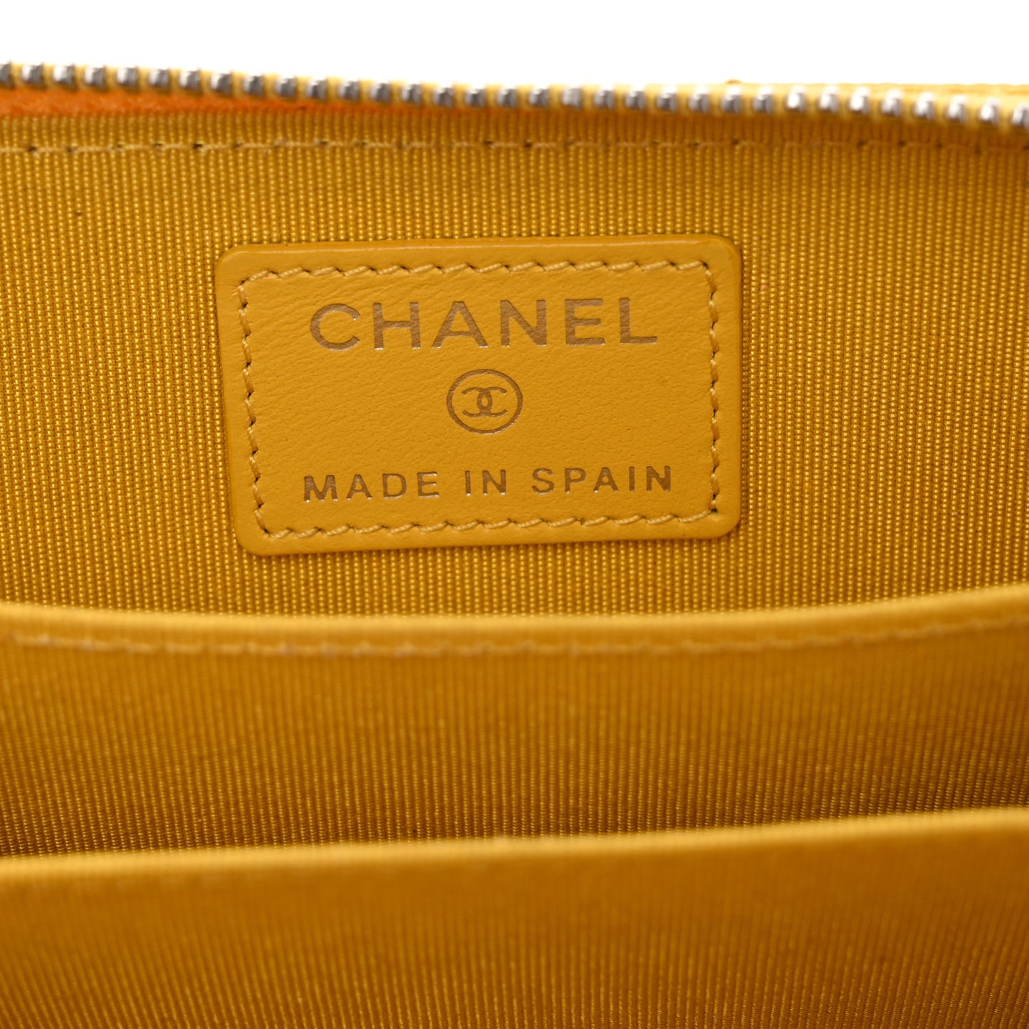 Caviar Chevron Quilted Zip Coin Purse Yellow