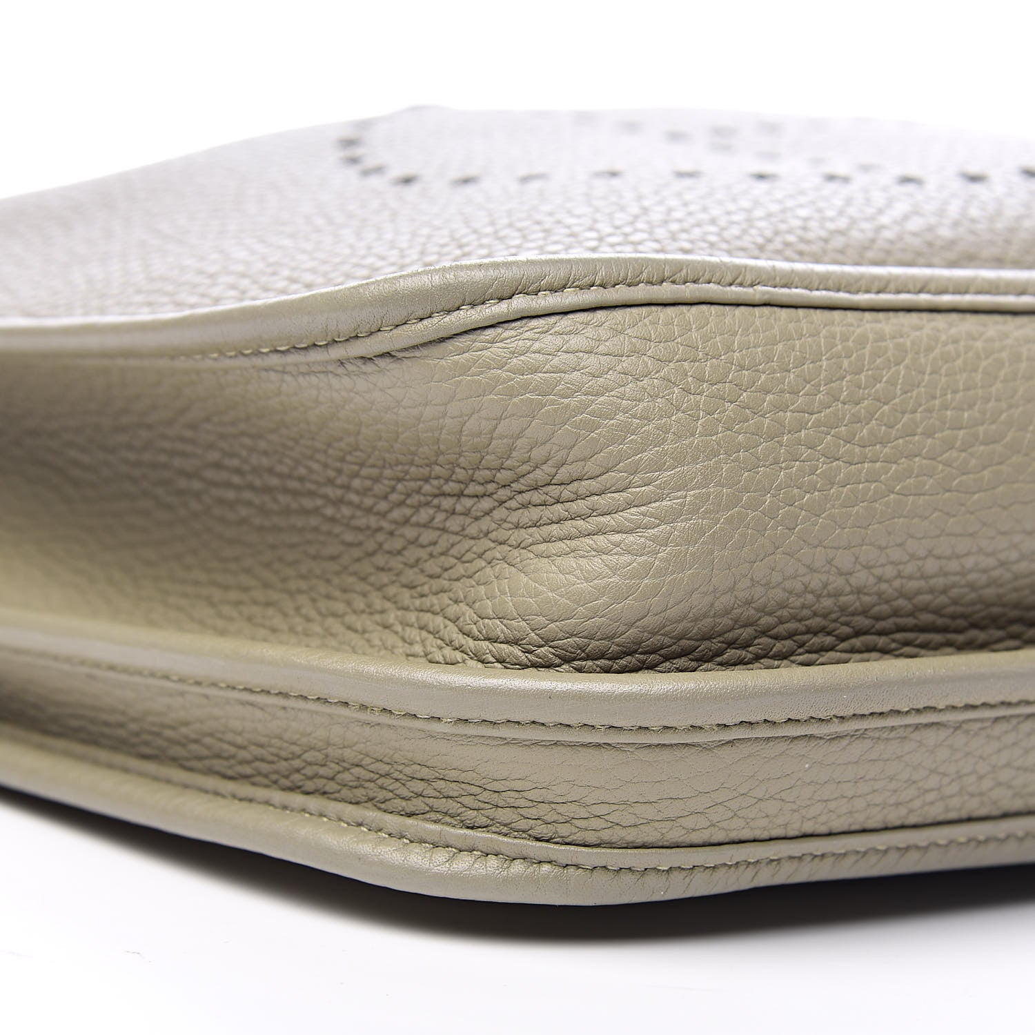 Hermes Taurillon Clemence Evelyne III PM Sauge 8 of 11
