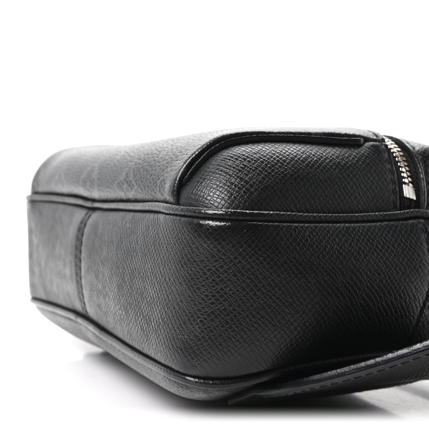 Louis Vuitton Taiga Monogram Eclipse Outdoor Messenger Black 9 of 9
