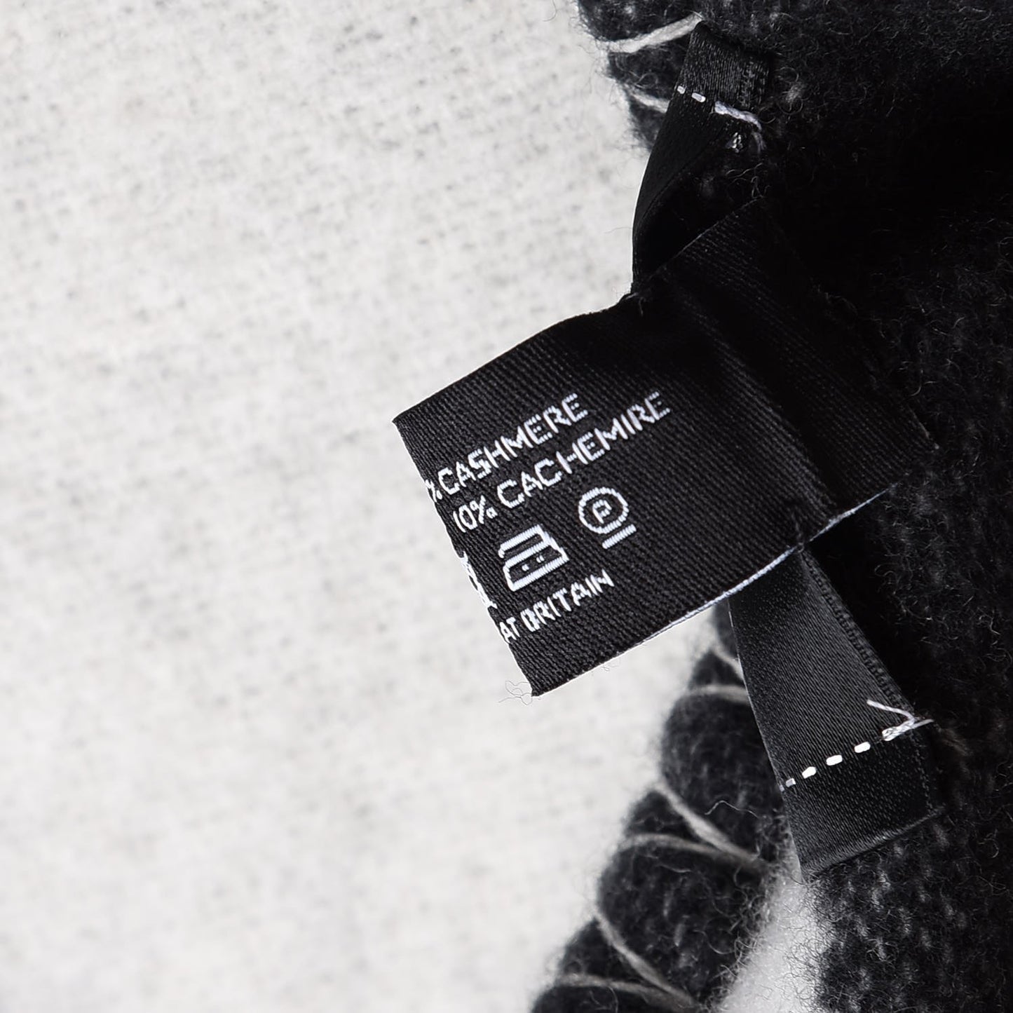 Merino Wool Cashmere CC Throw Blanket Black White