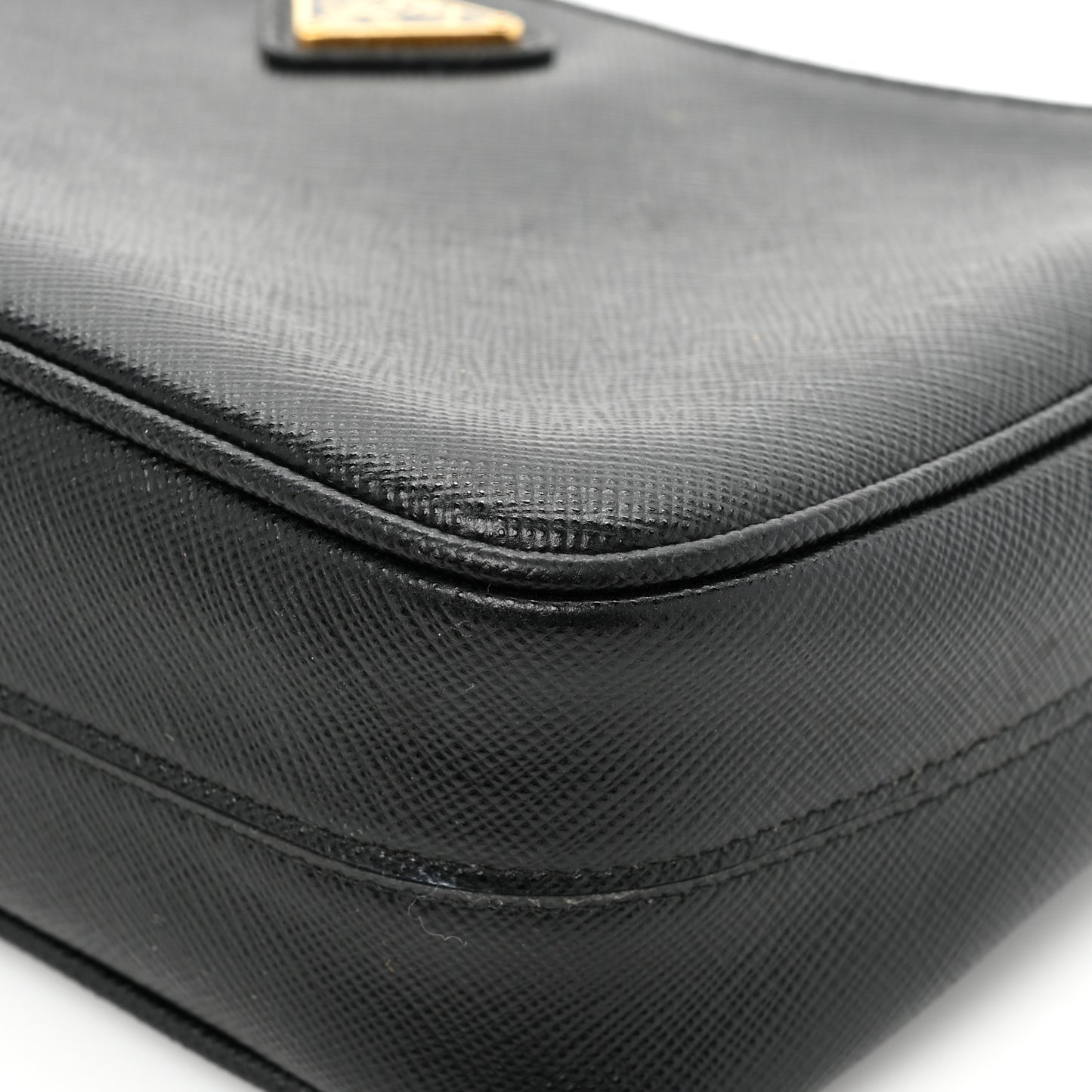Saffiano Lux Re-Edition 2005 Shoulder Bag Black