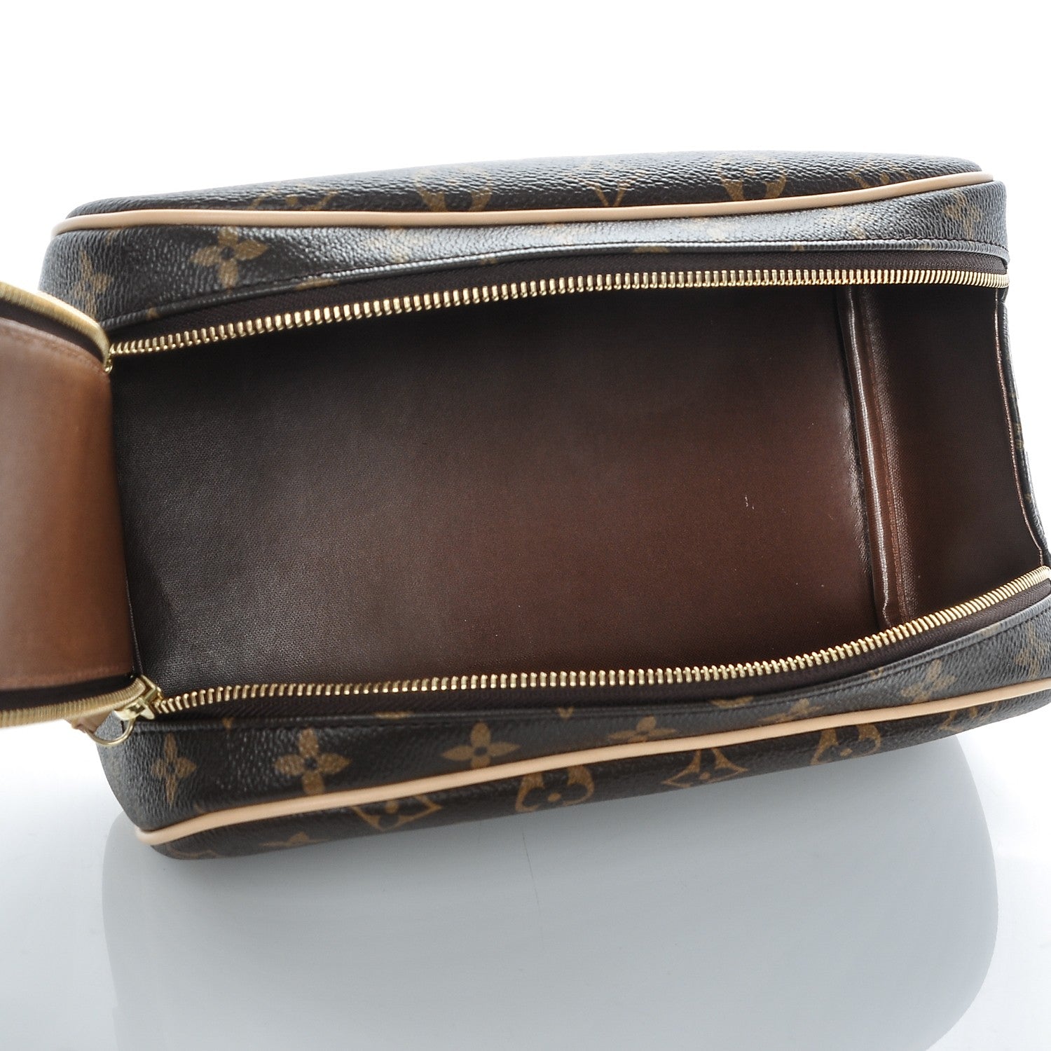 Louis Vuitton Monogram King Size Toiletry Bag 5 of 6