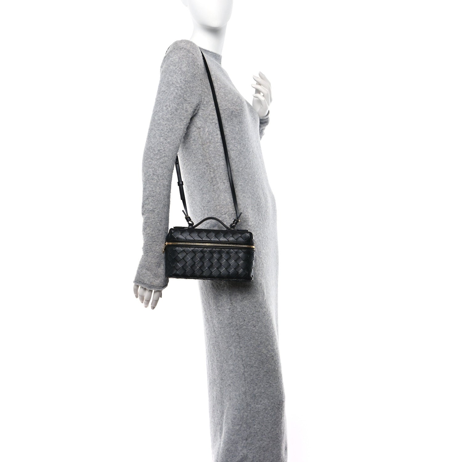 Bottega Veneta Calfskin Intrecciato Bang Bang Vanity Case Black 2 of 10