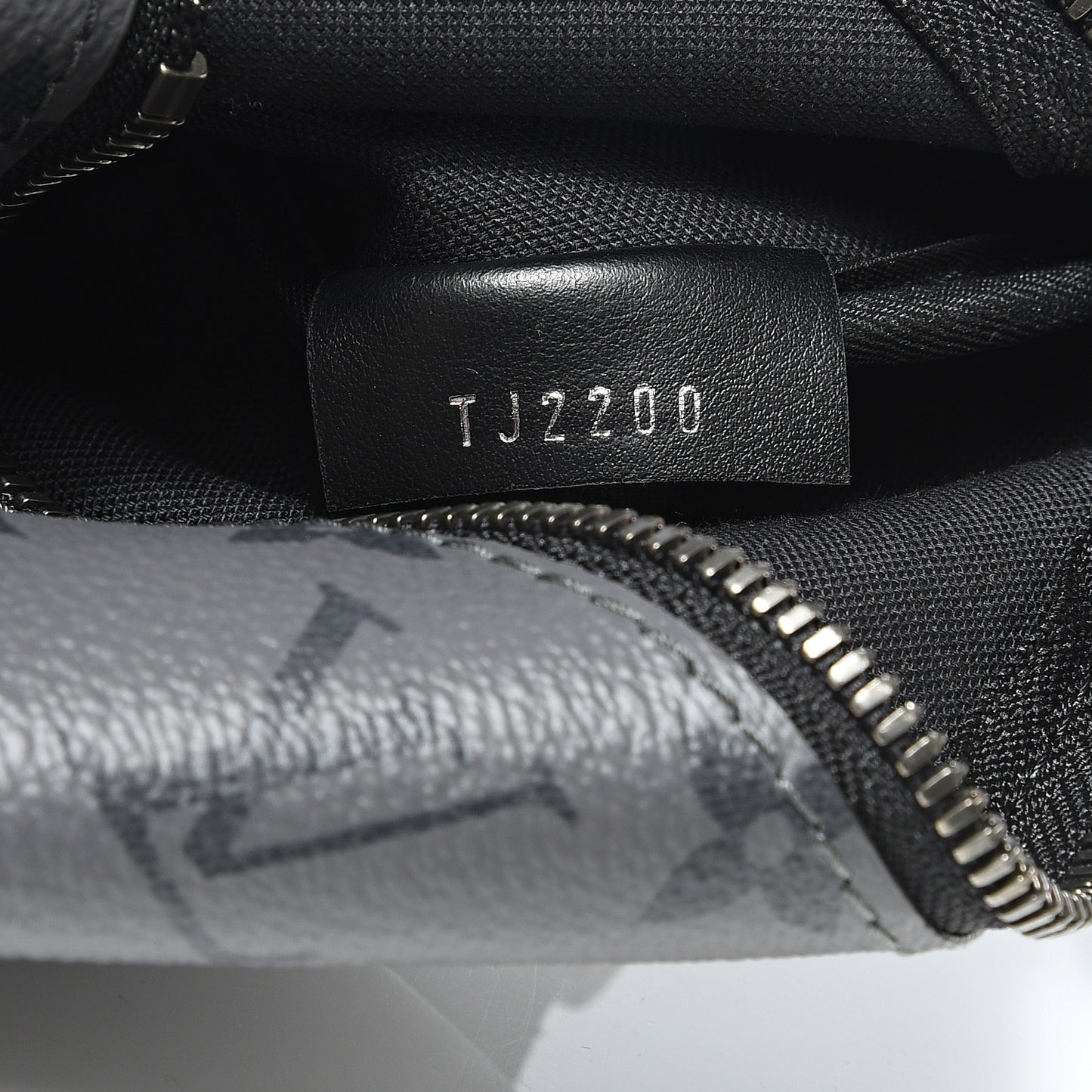 Reverse Monogram Eclipse Trio Messenger Small Pochette