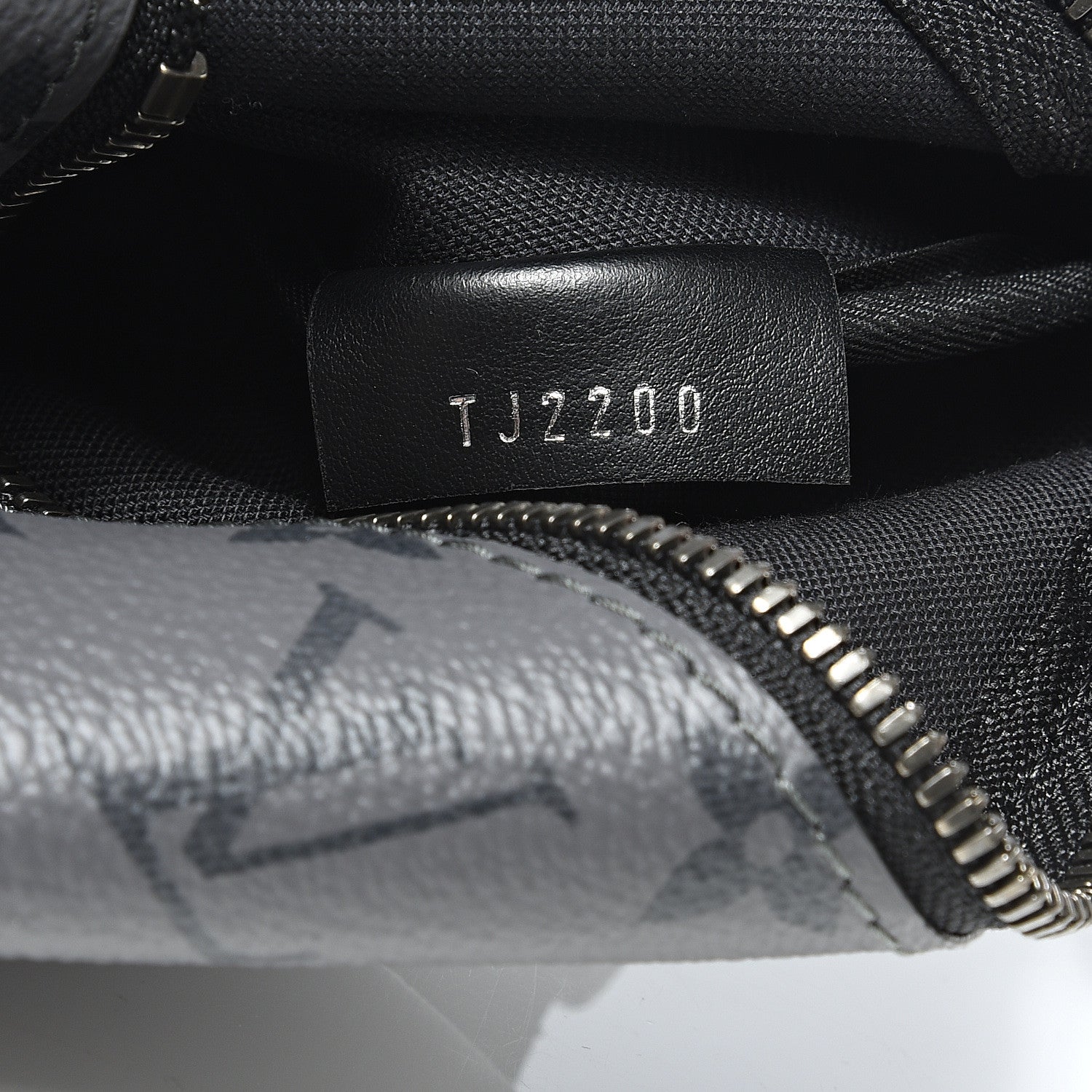 Louis Vuitton Reverse Monogram Eclipse Trio Messenger Small Pochette 5 of 7