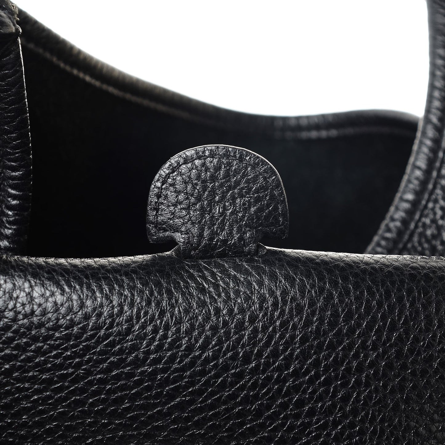 Taurillon Clemence Evelyne III PM Black