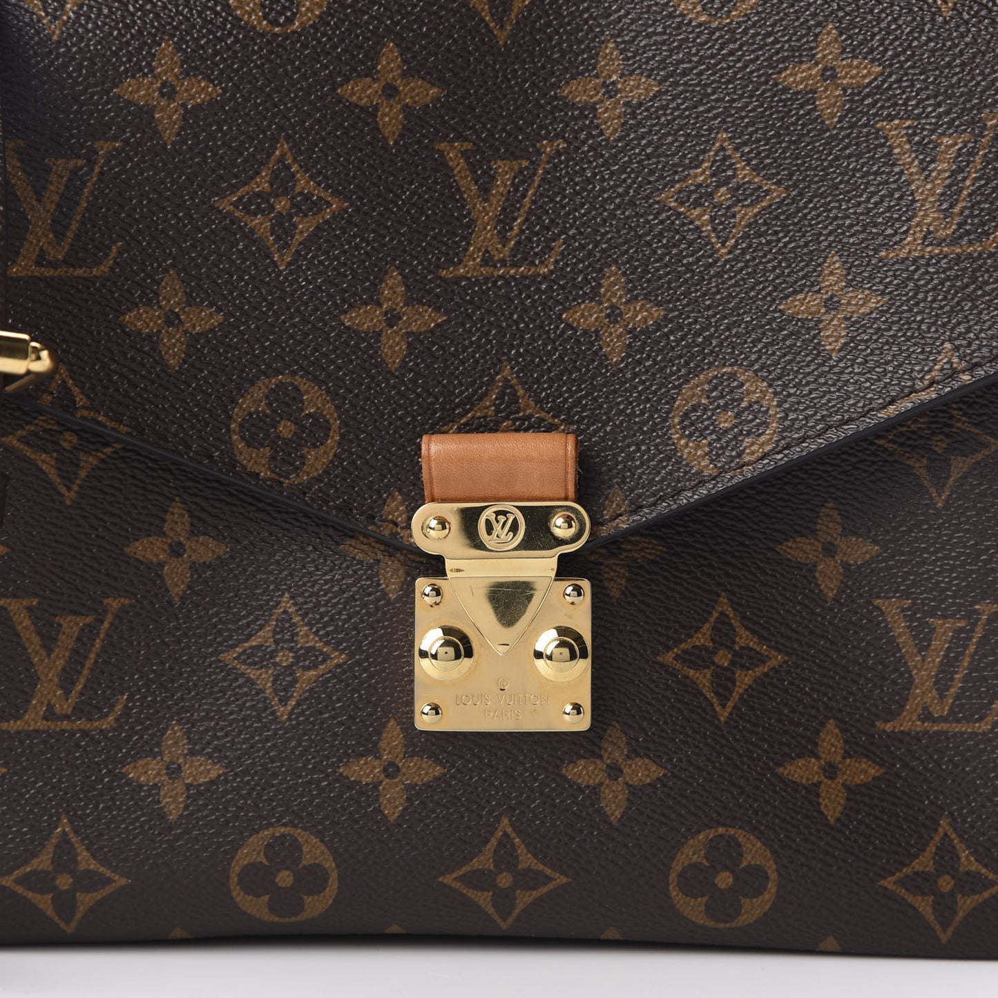 Monogram Pochette Metis