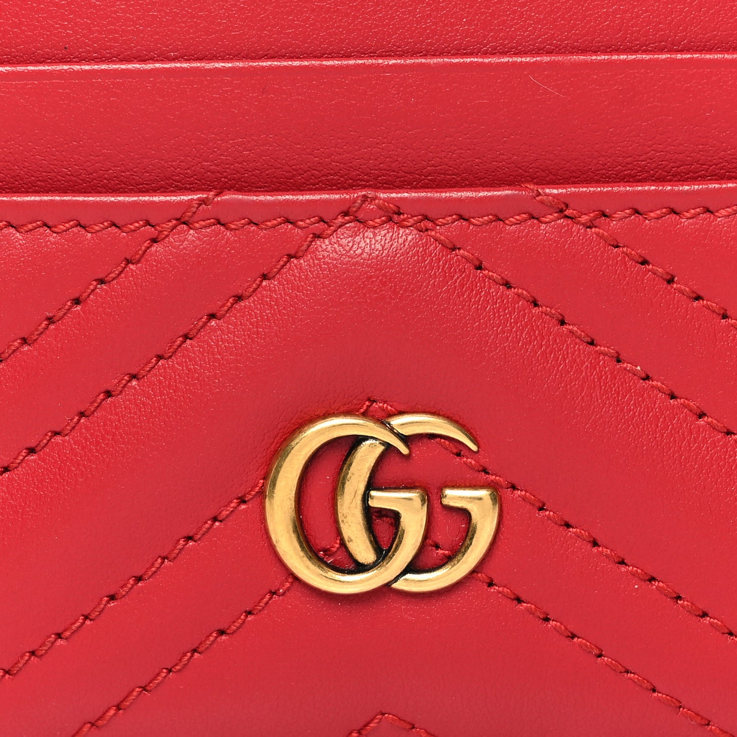 Calfskin Matelasse GG Marmont Card Holder Hibiscus Red