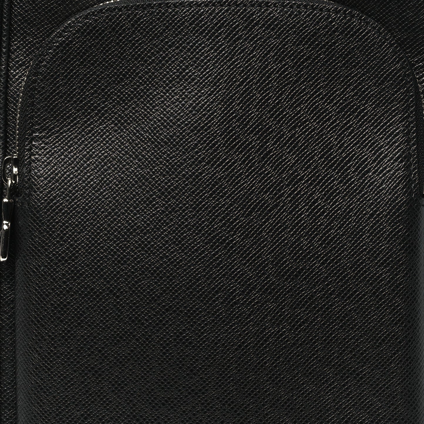 Taiga Avenue Sling Bag Black