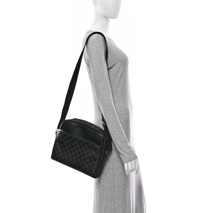 Louis Vuitton Damier Graphite Dayton Reporter PM 2 of 10