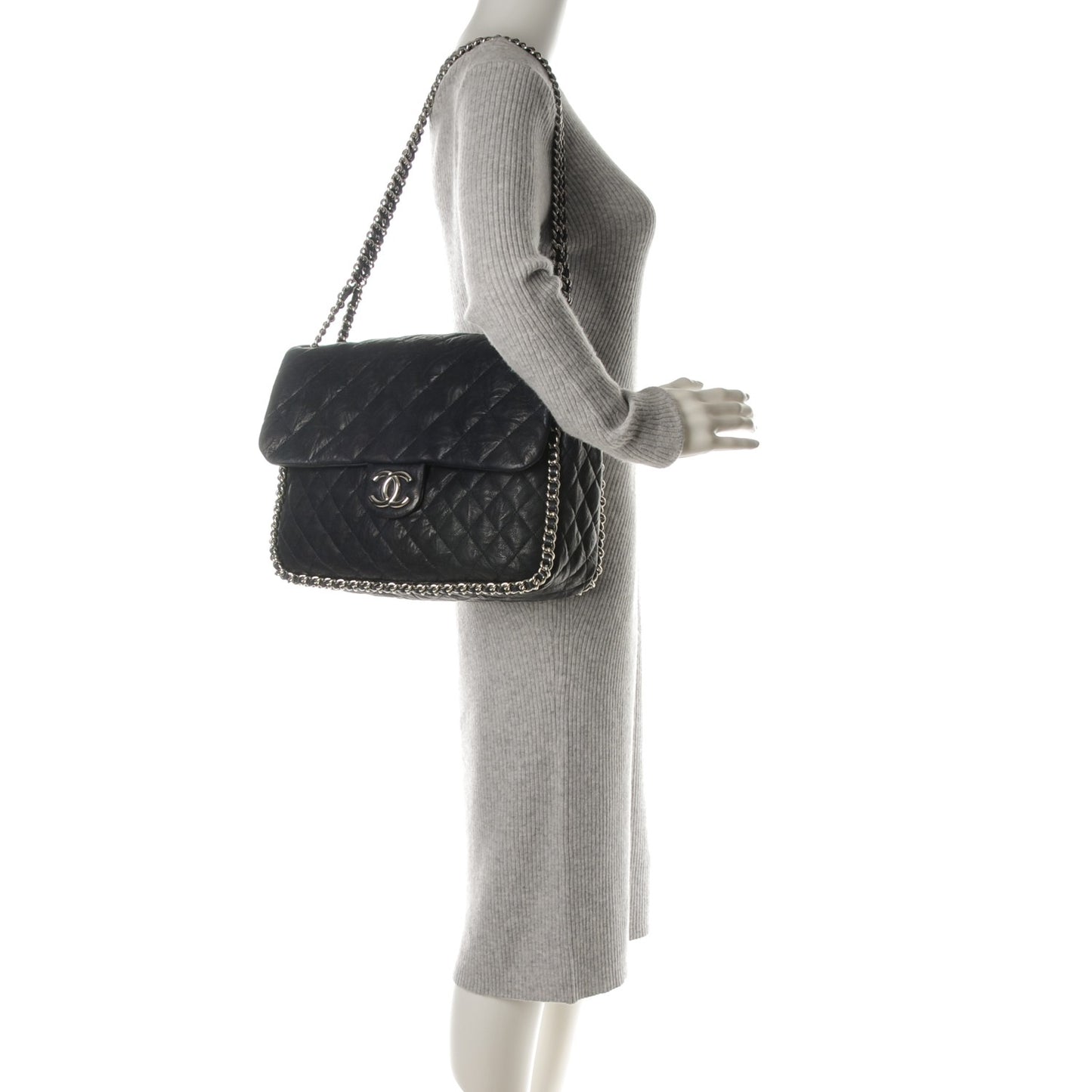 Crumpled Lambskin Quilted Maxi Chain Around Flap Navy