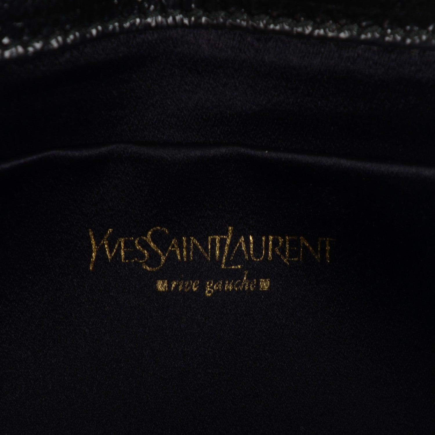 Saint Laurent Textured Patent Monogram Large Belle De Jour Clutch Black 6 of 7