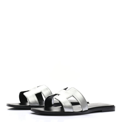 Hermes Metallic Epsom Oran Sandals 37.5 Gris Argente 3 of 12