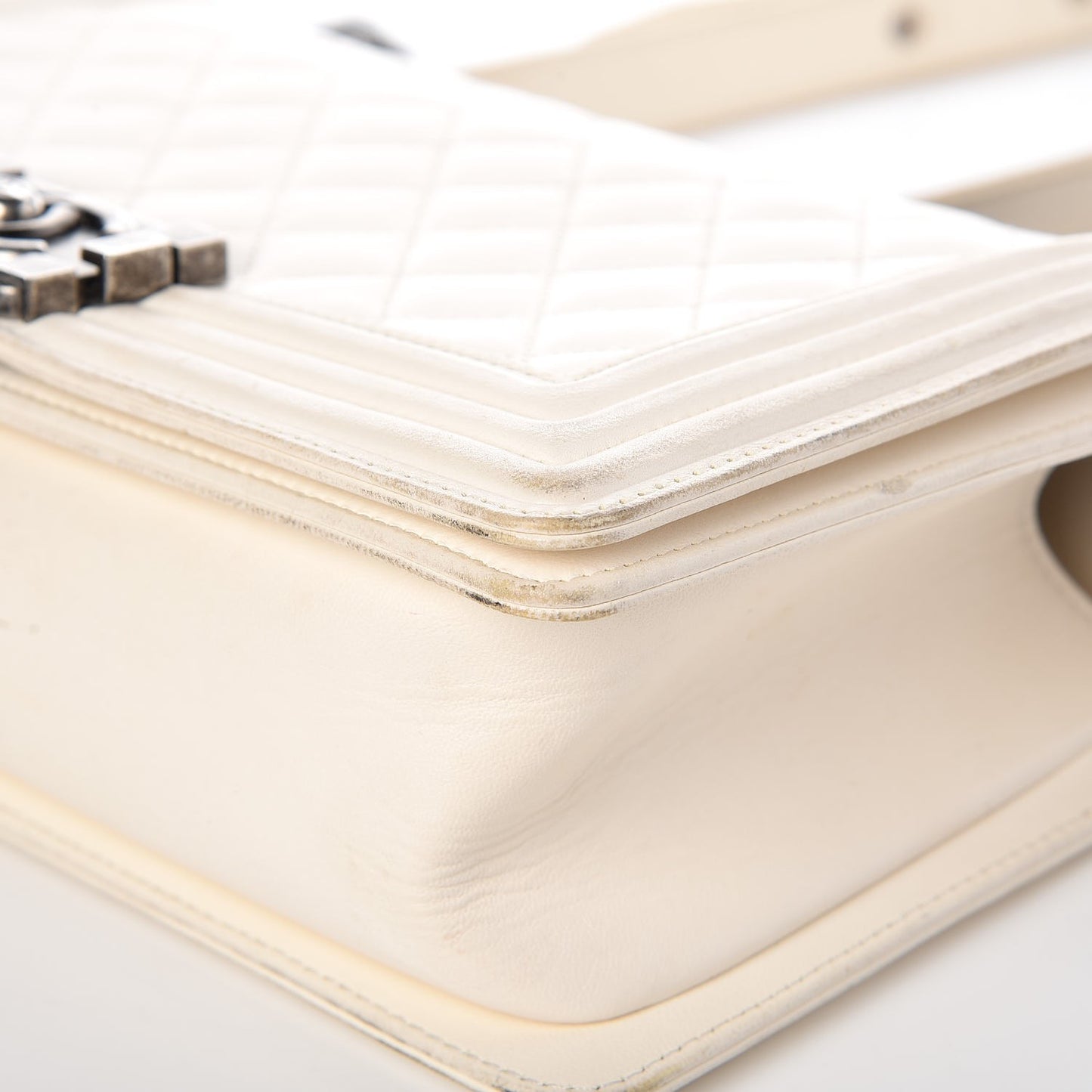 Lambskin Quilted Medium Boy Flap White