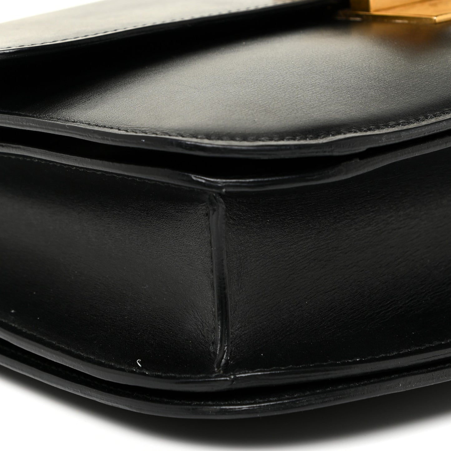 Box Calfskin Medium Classic Box Flap Bag Black