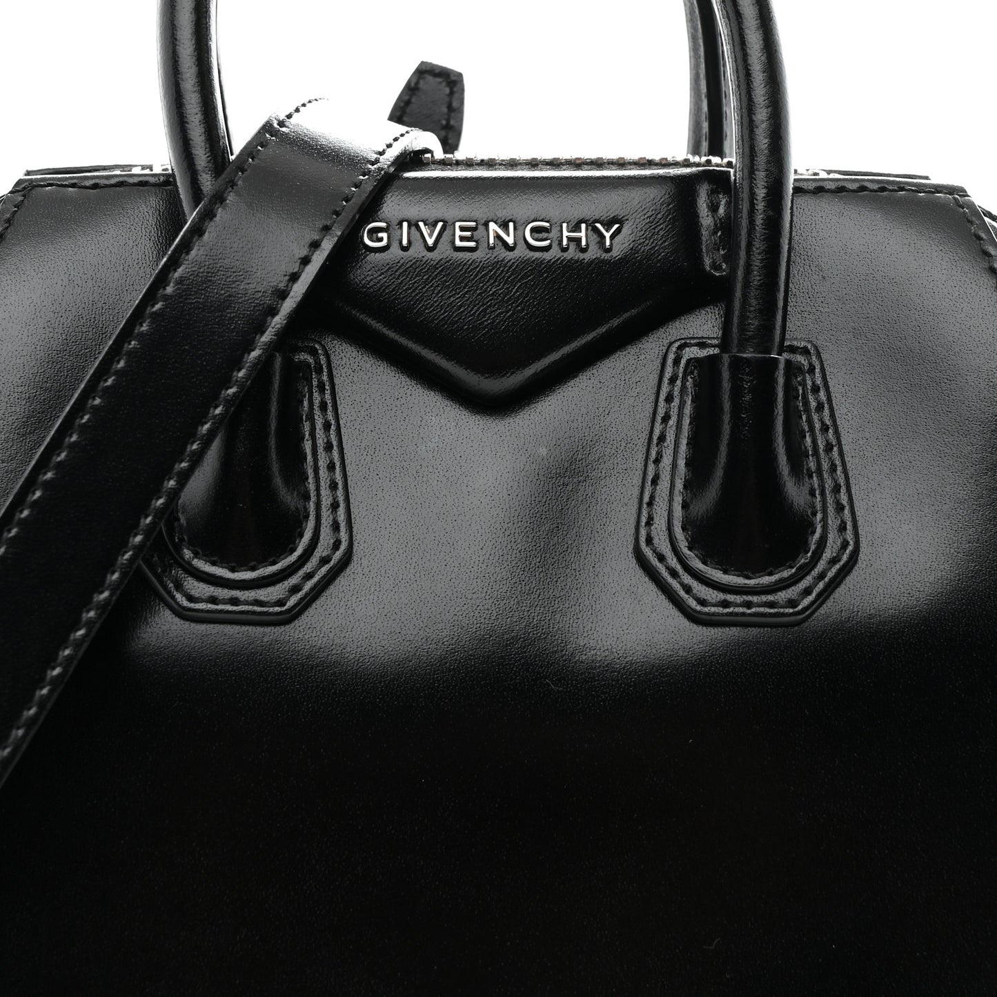 Shiny Lord Calfskin Mini Antigona Black