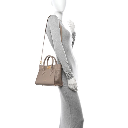 Louis Vuitton Mahina On My Side PM Galet 2 of 9