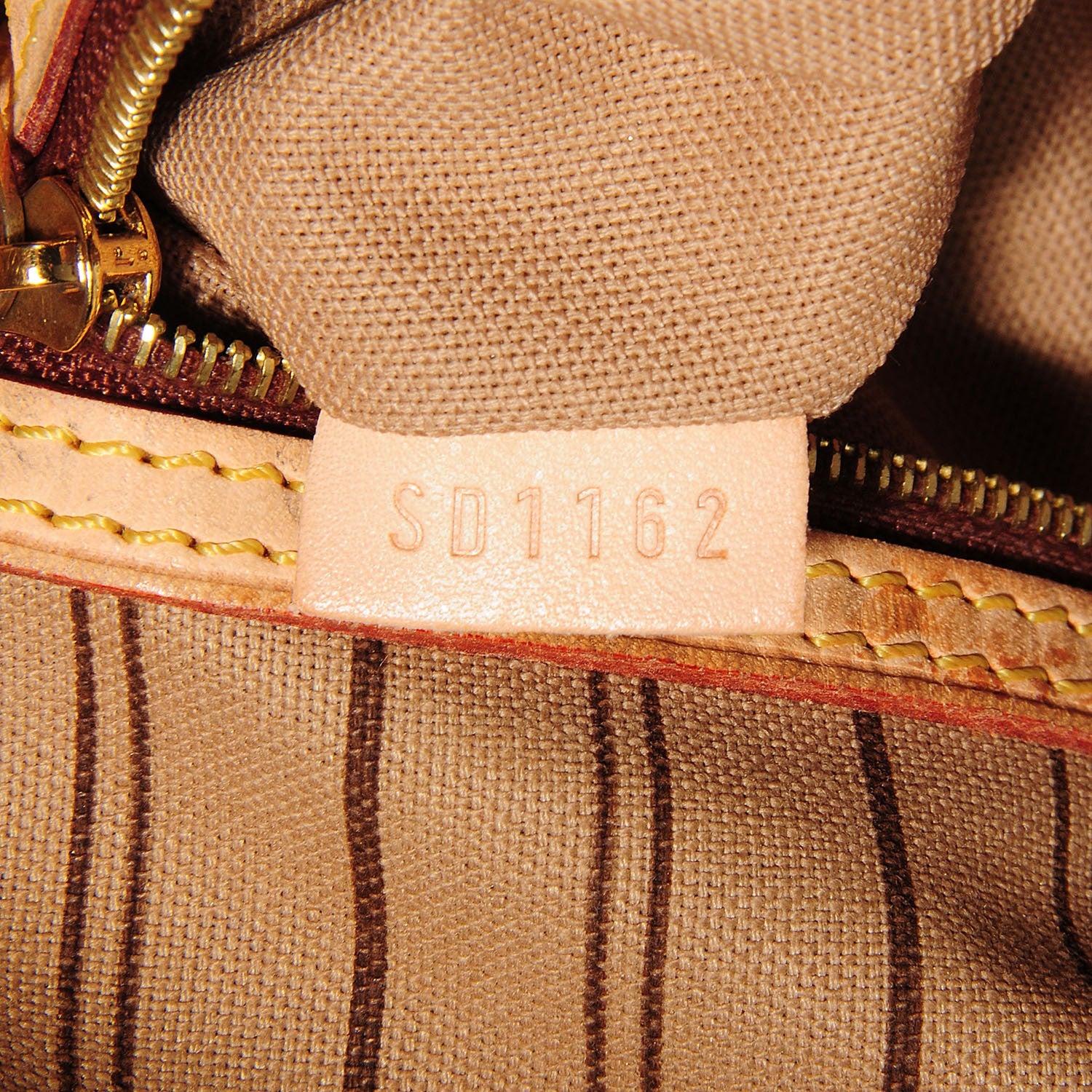 Louis Vuitton Monogram Delightful PM 8 of 8