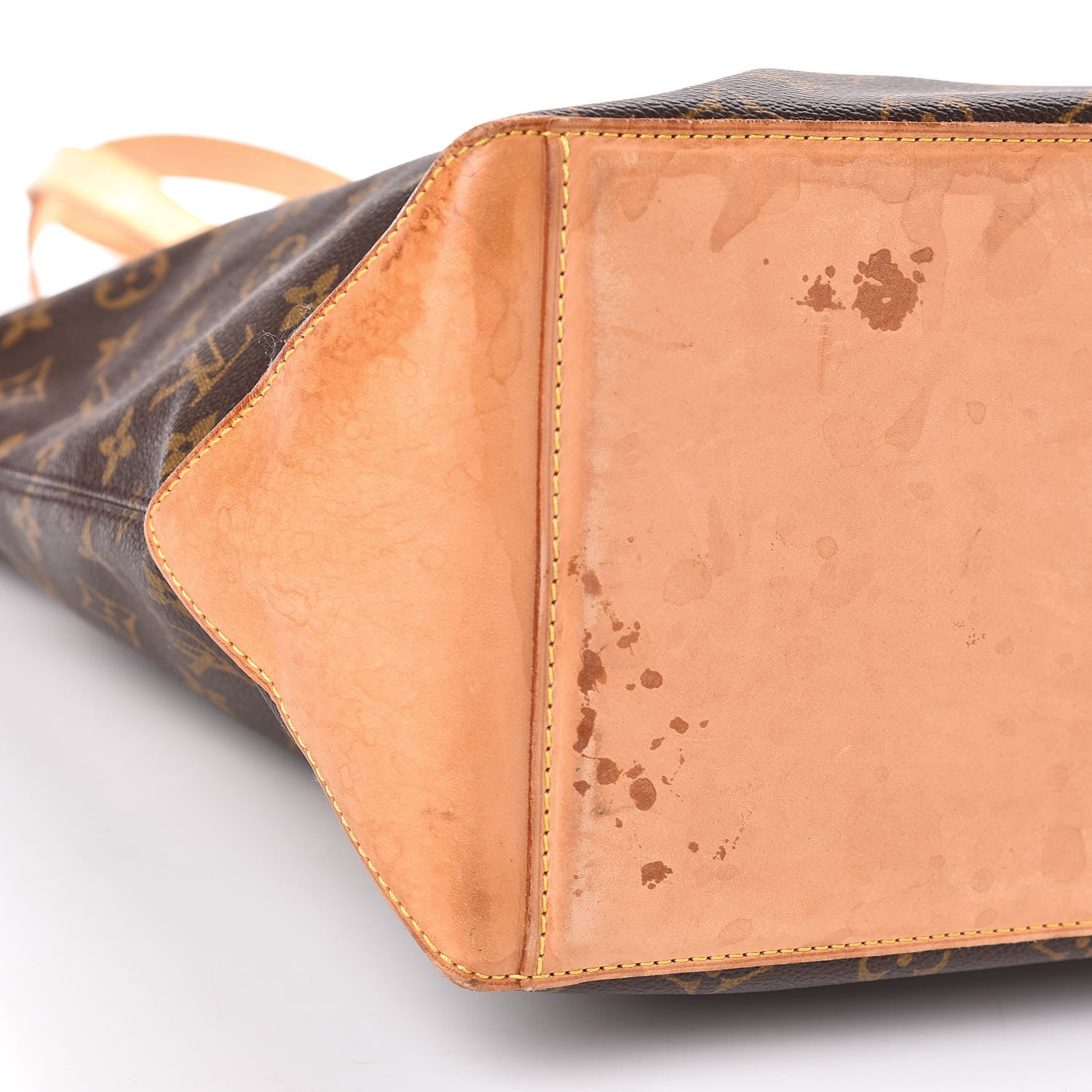 Louis Vuitton Monogram Cabas Mezzo 8 of 14