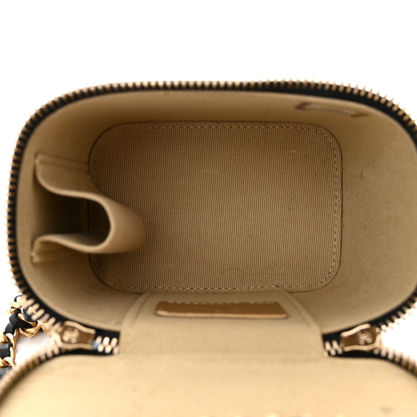 Lambskin Quilted Mini Pearl Crush Vanity Case With Chain Black