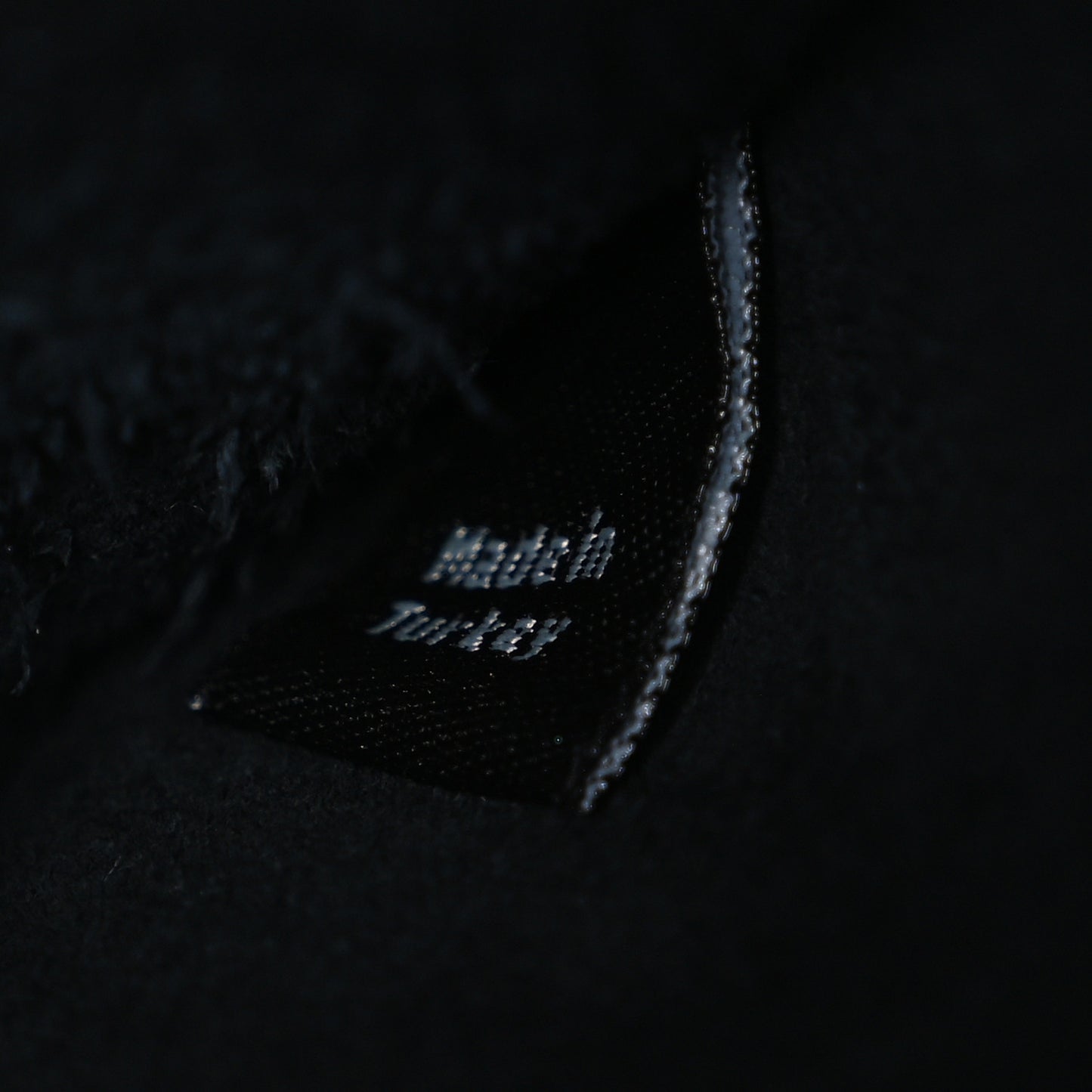 Heavy Grain Oversized Alexa Black