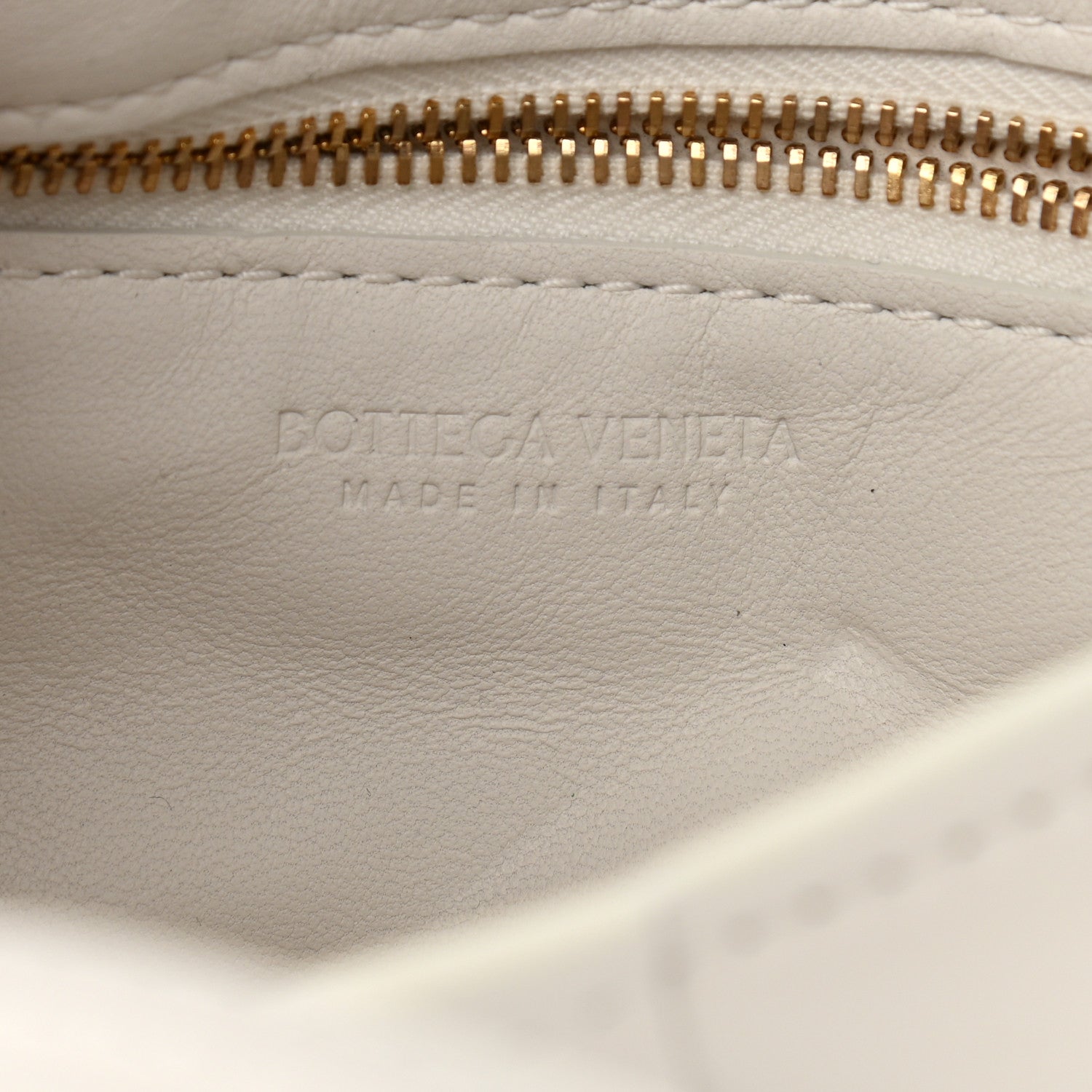 Bottega Veneta Lambskin Maxi Intreccio Padded Small Cassette Crossbody Bag White 6 of 10