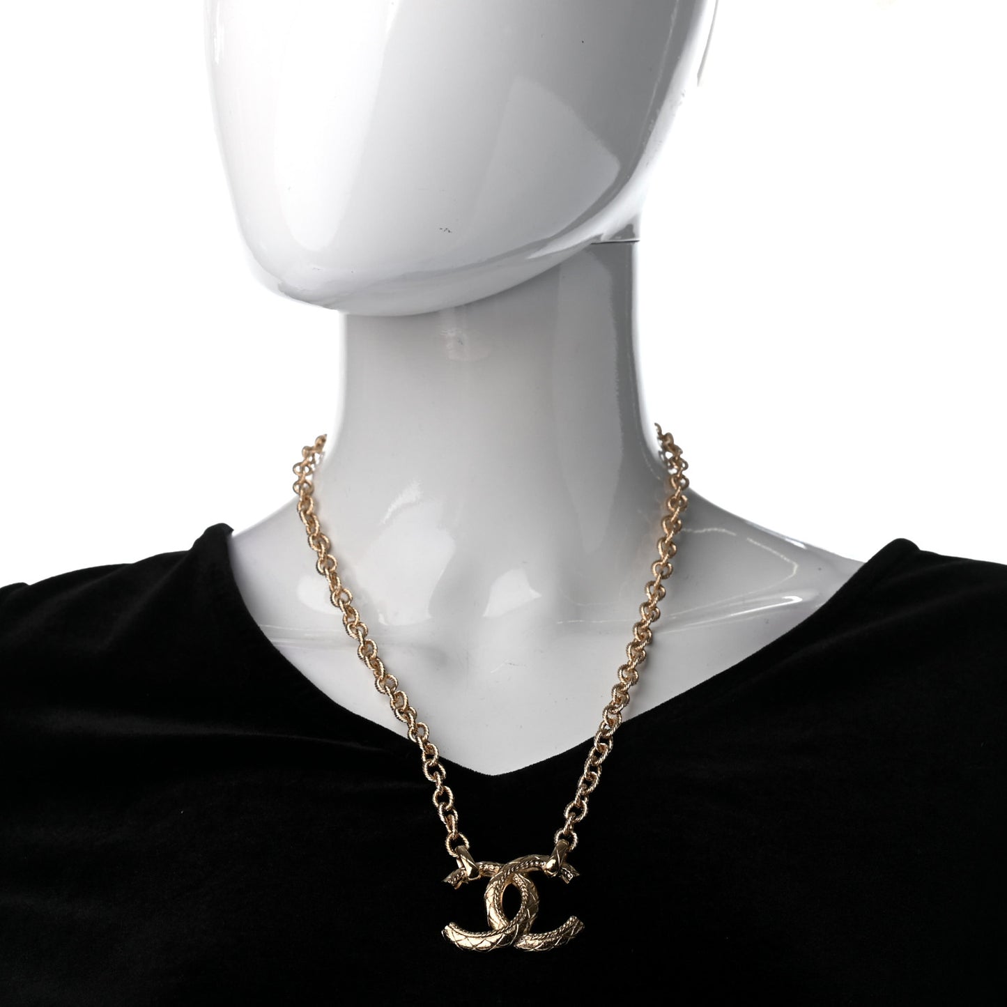Metal Quilted CC Necklace Gold