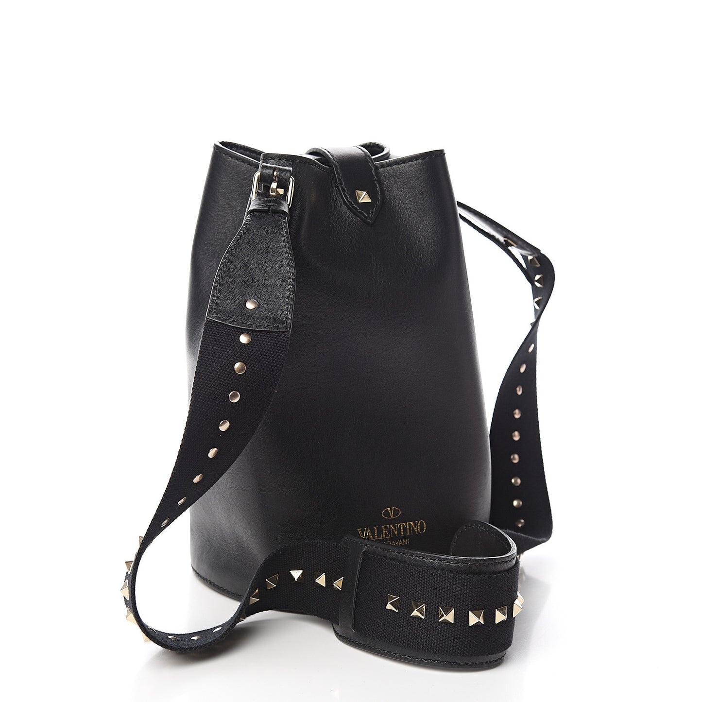 Vitello Rockstud Bucket Bag Black