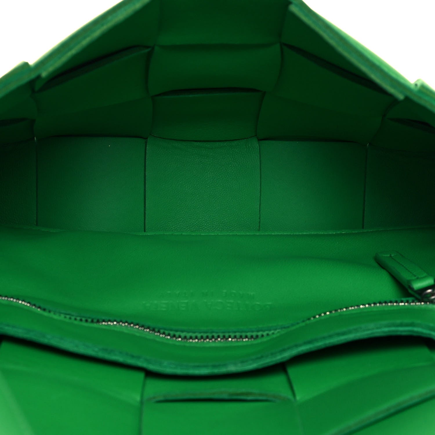 Bottega Veneta Lambskin Maxi Intrecciato Cassette Crossbody Bag Grass 5 of 11
