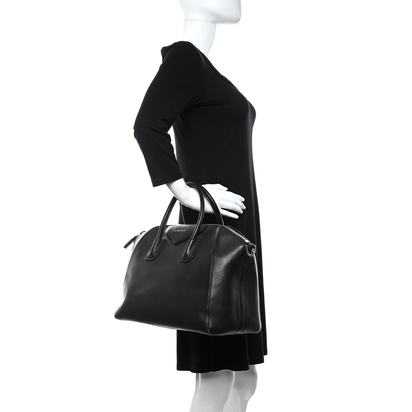 Sugar Goatskin Medium Antigona Black