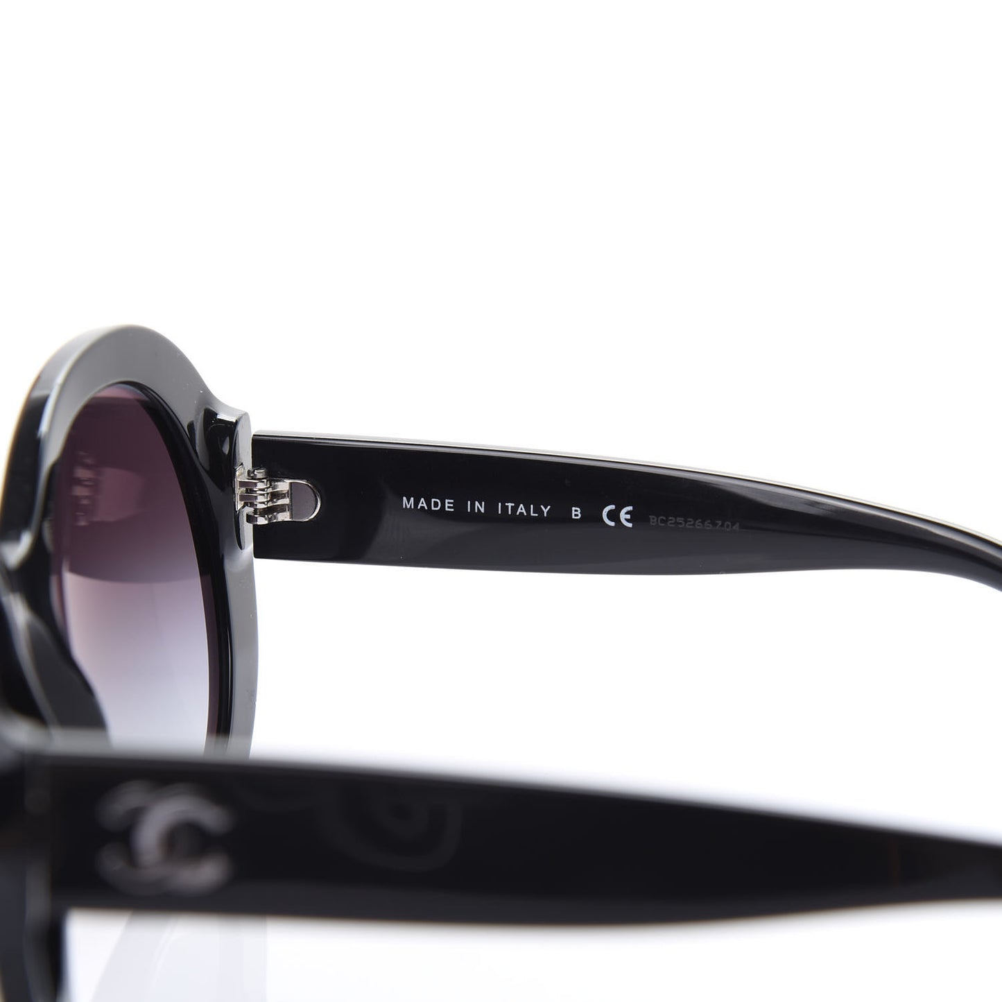 Oval CC Sunglasses 5372 Black