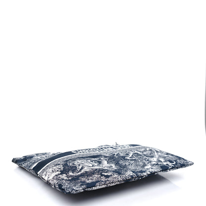 Christian Dior Technical Fabric Toile De Jouy Reverse Diortravel Zipped Pouch Blue Multicolor 4 of 8