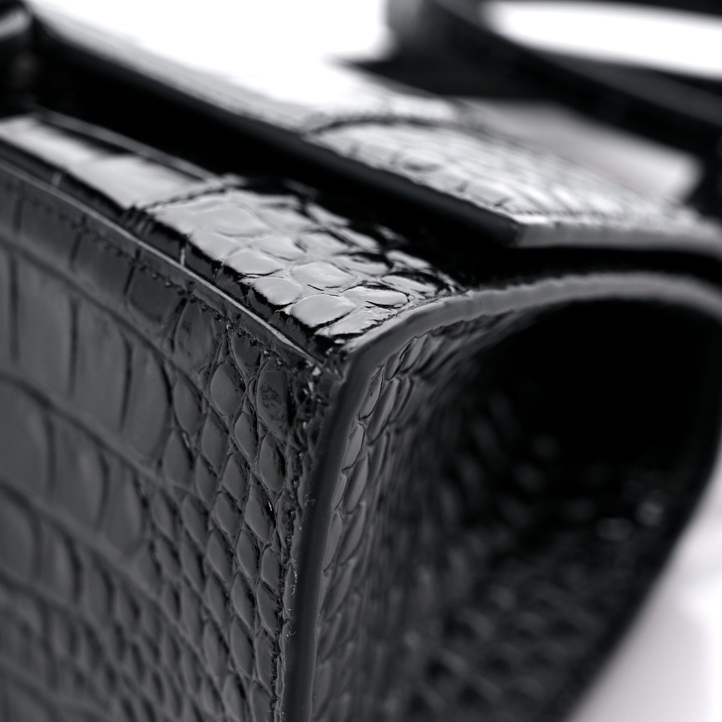 Shiny Calfskin Monochrome Crocodile Embossed Small Hourglass Top Handle Bag Black