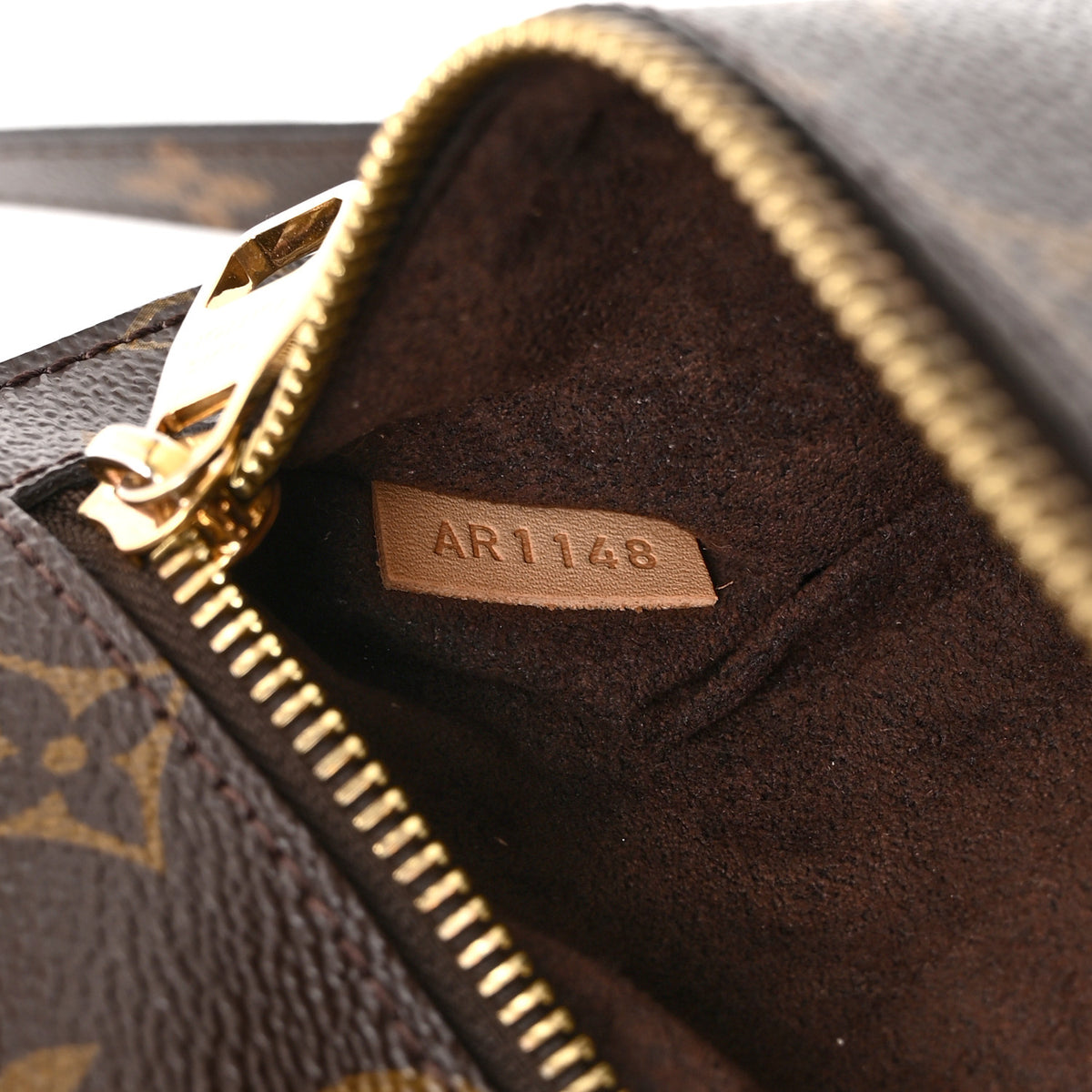 Monogram Pochette Metis