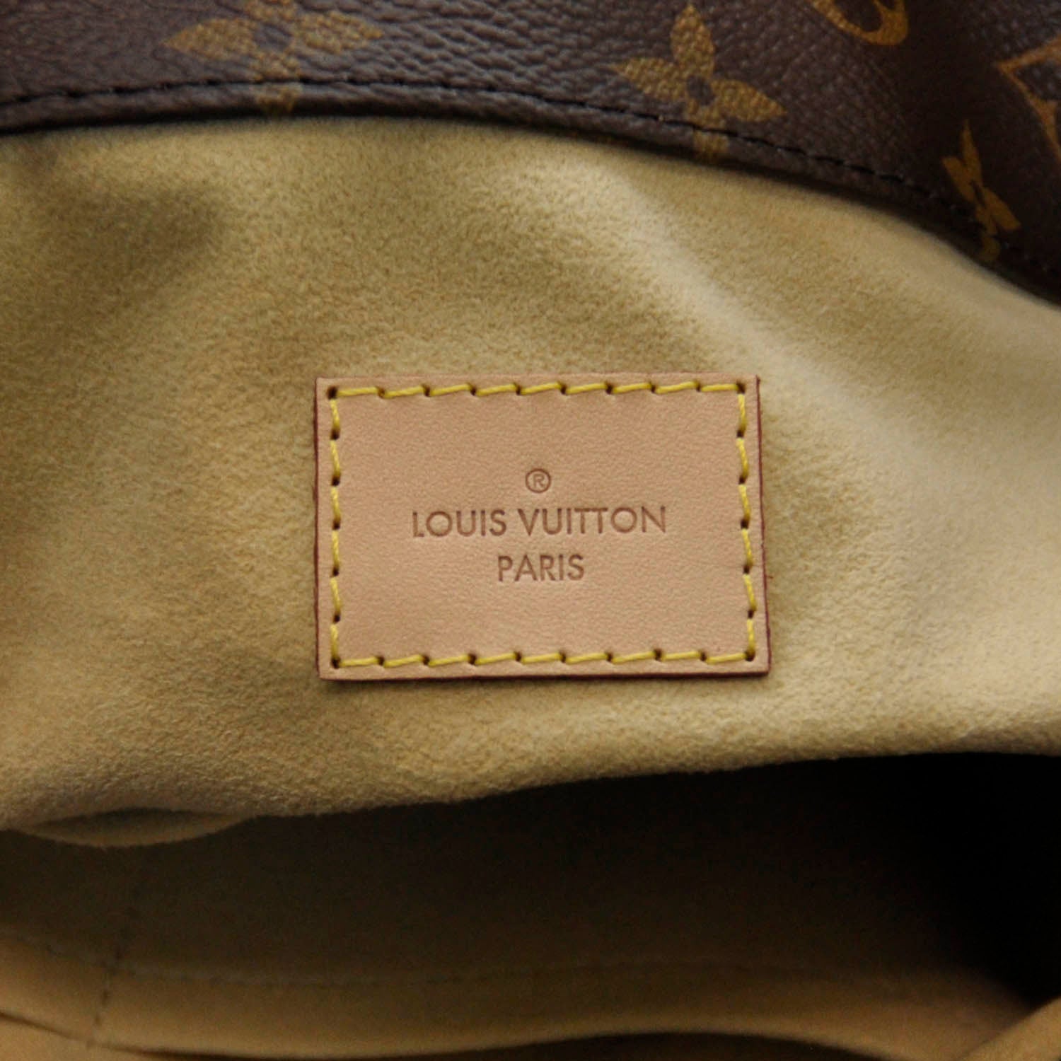 Louis Vuitton Monogram Artsy MM 6 of 7