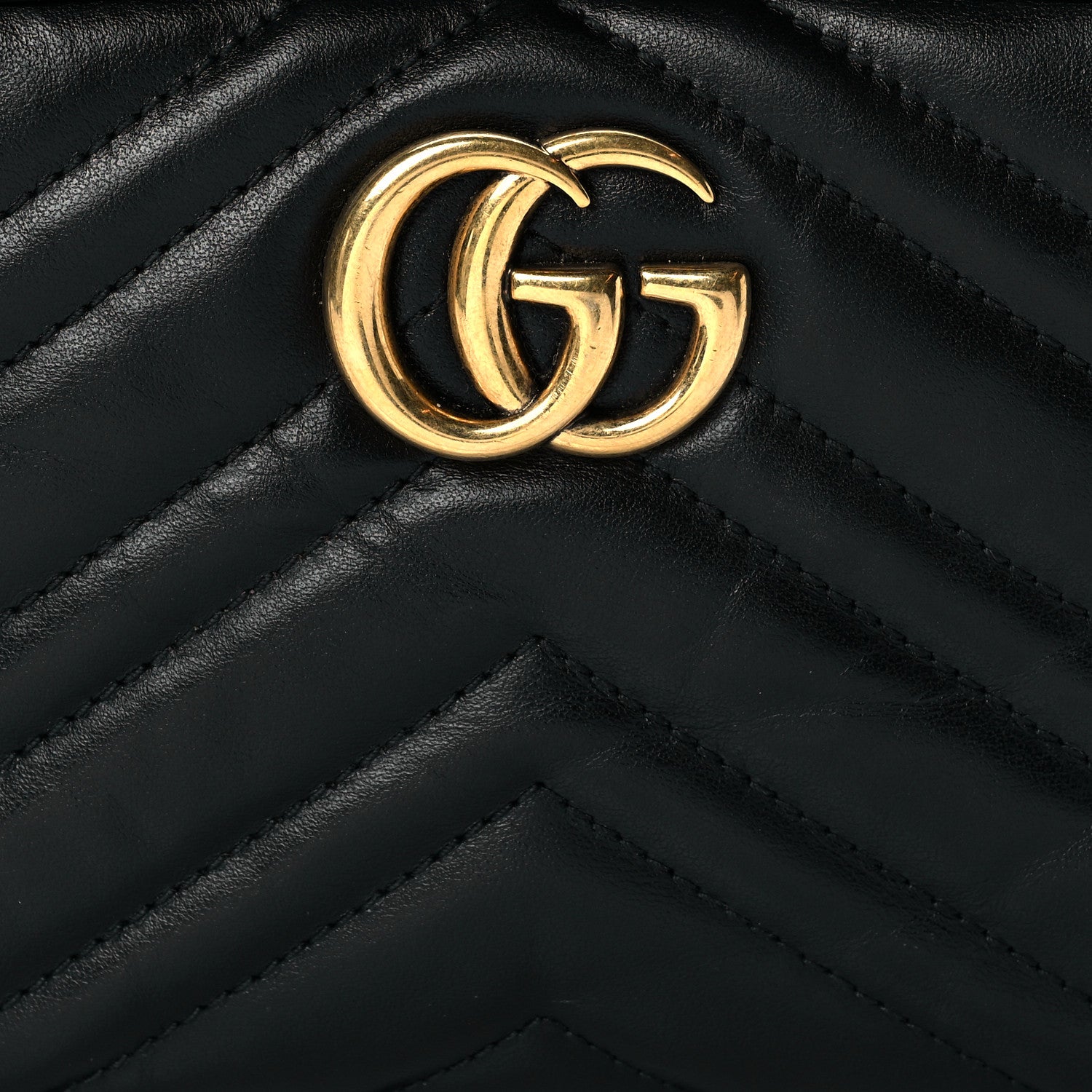 Gucci Calfskin Matelasse Mini GG Marmont Chain Shoulder Bag Black 16 of 21