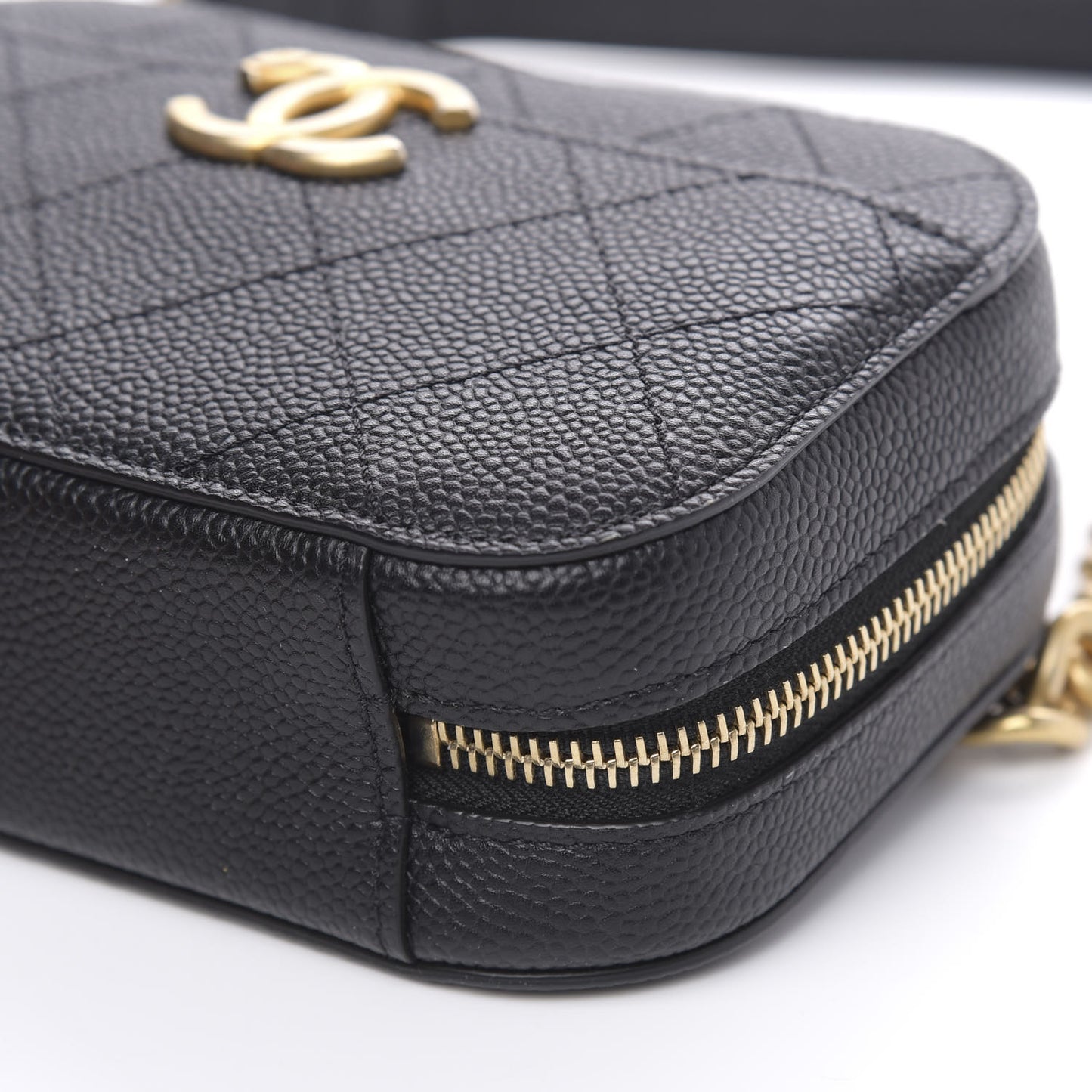 Caviar Quilted Waist Bag Black