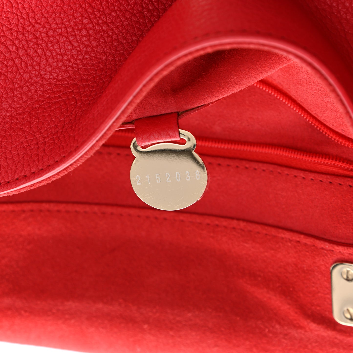 Small Classic Grain Small Lily Flap Red