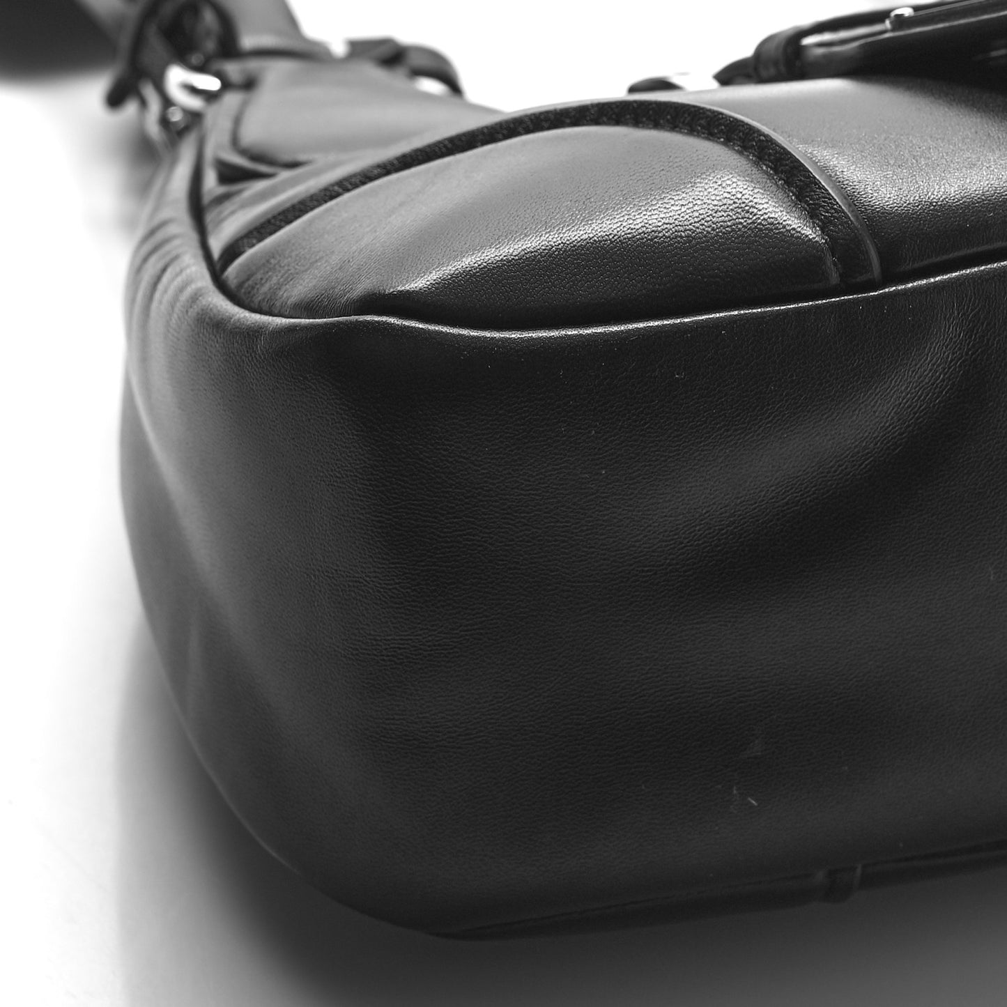 Nappa Soft Padded Re-Edition 2002 Moon Bag Black