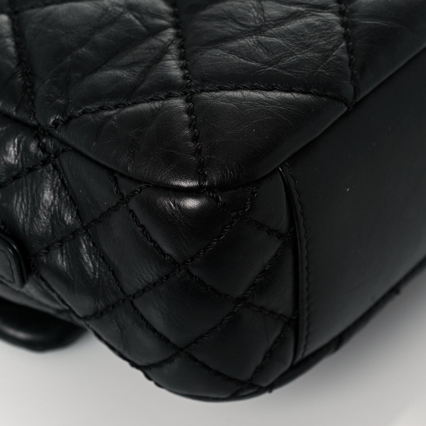Aged Calfskin Medium New Portobello Flap Black