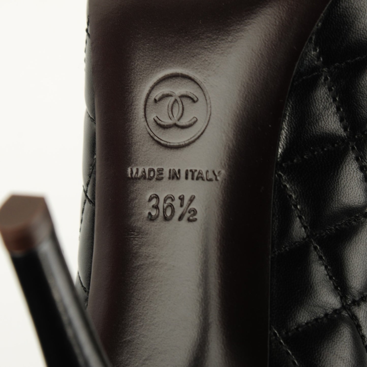Lambskin Quilted CC Perforated Pumps 36.5 Black