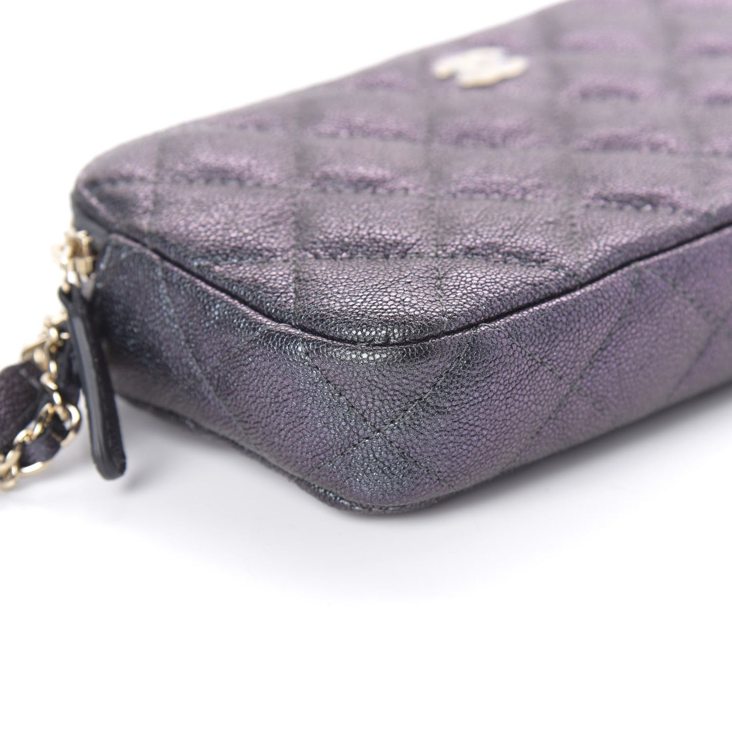 Iridescent Caviar Quilted Clutch With Chain Black