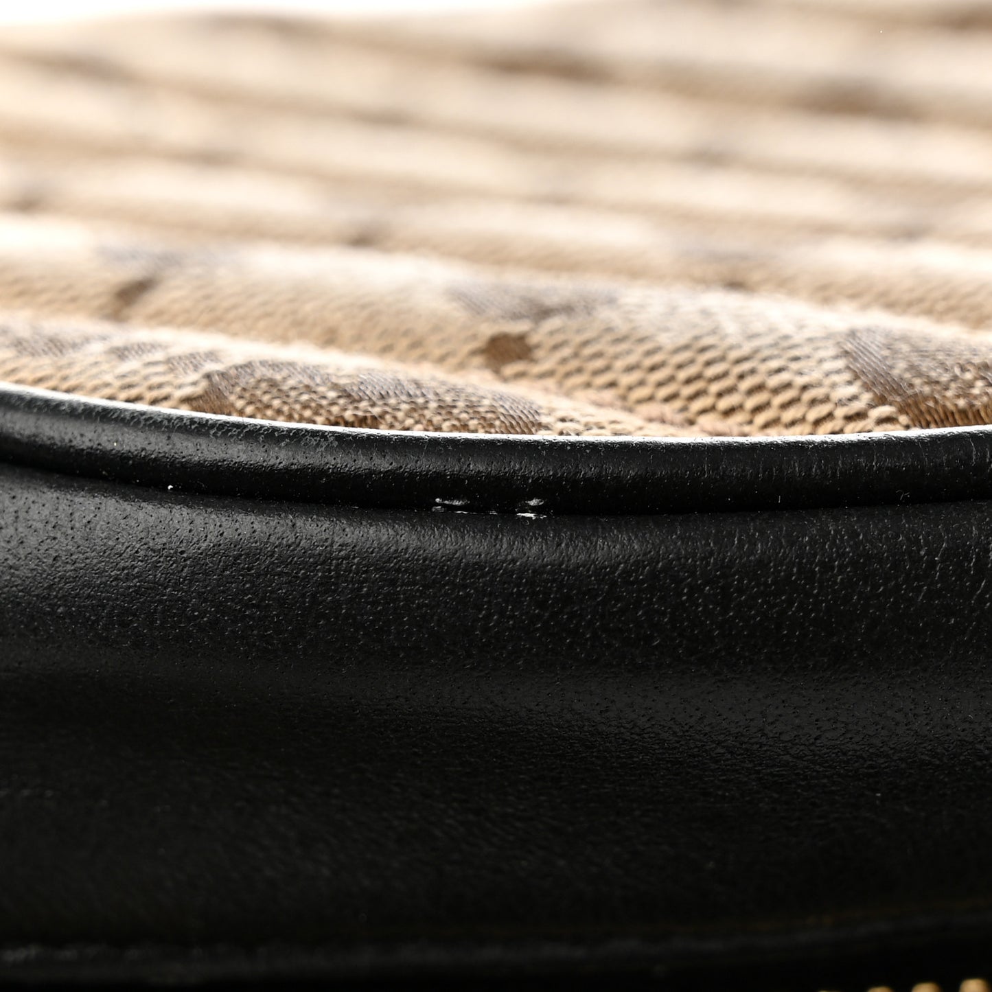 Monogram Matelasse Diagonal Small GG Marmont Chain Shoulder Bag Beige Black