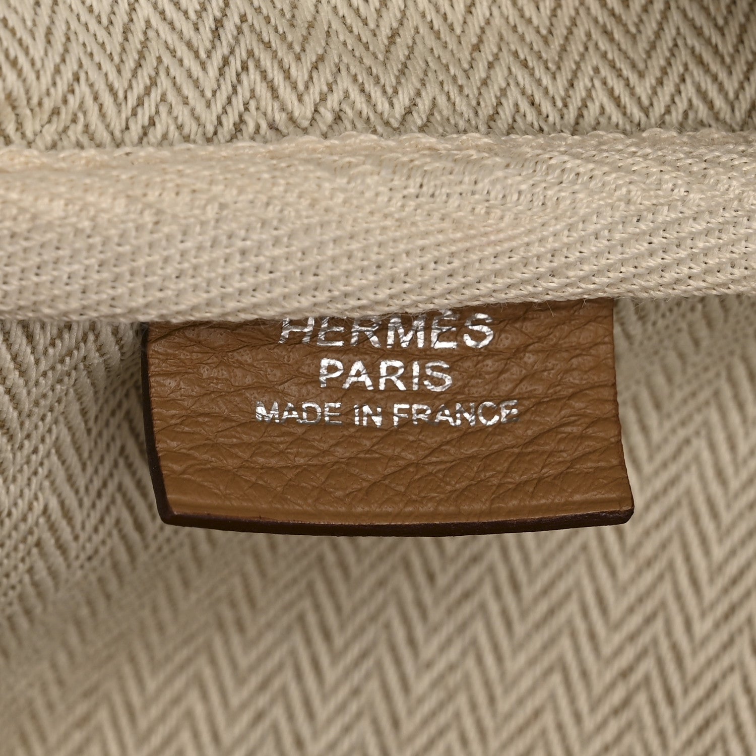 Hermes Taurillon Clemence Victoria II 35 Biscuit 6 of 13