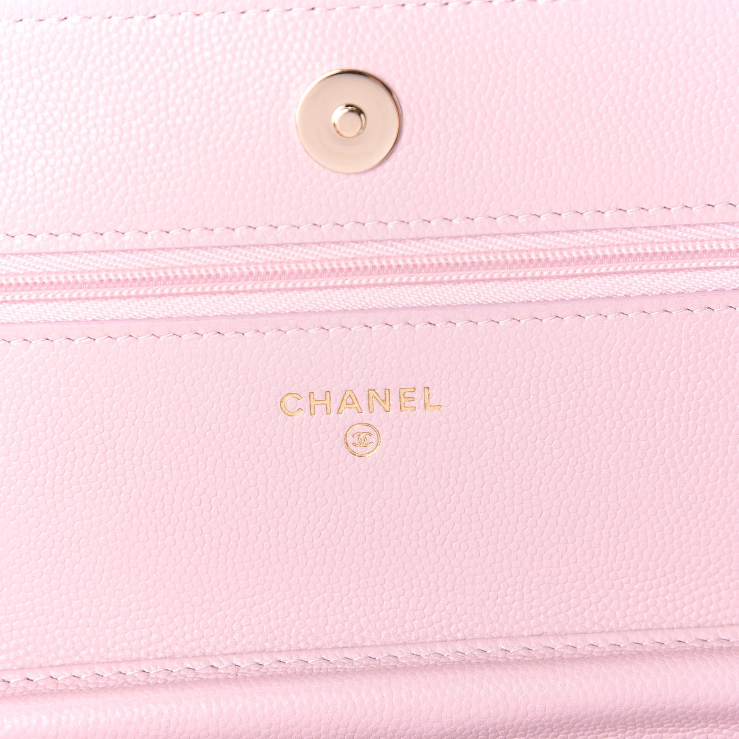 Caviar Quilted Wallet On Chain WOC Light Pink